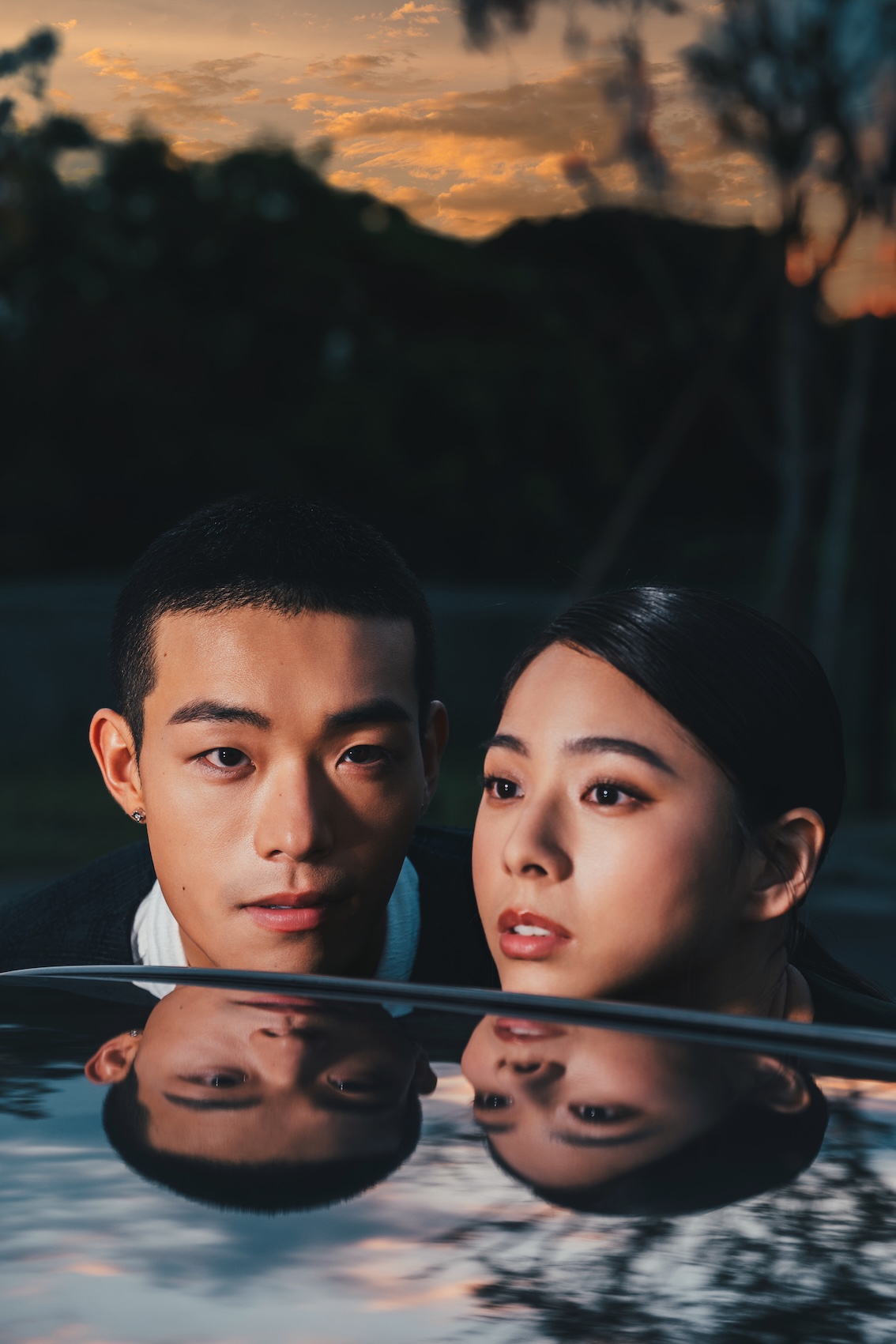 牧森攜手師妹袁漠遙一同出席「GQ Men of the Year」。（圖／周子娛樂提供）