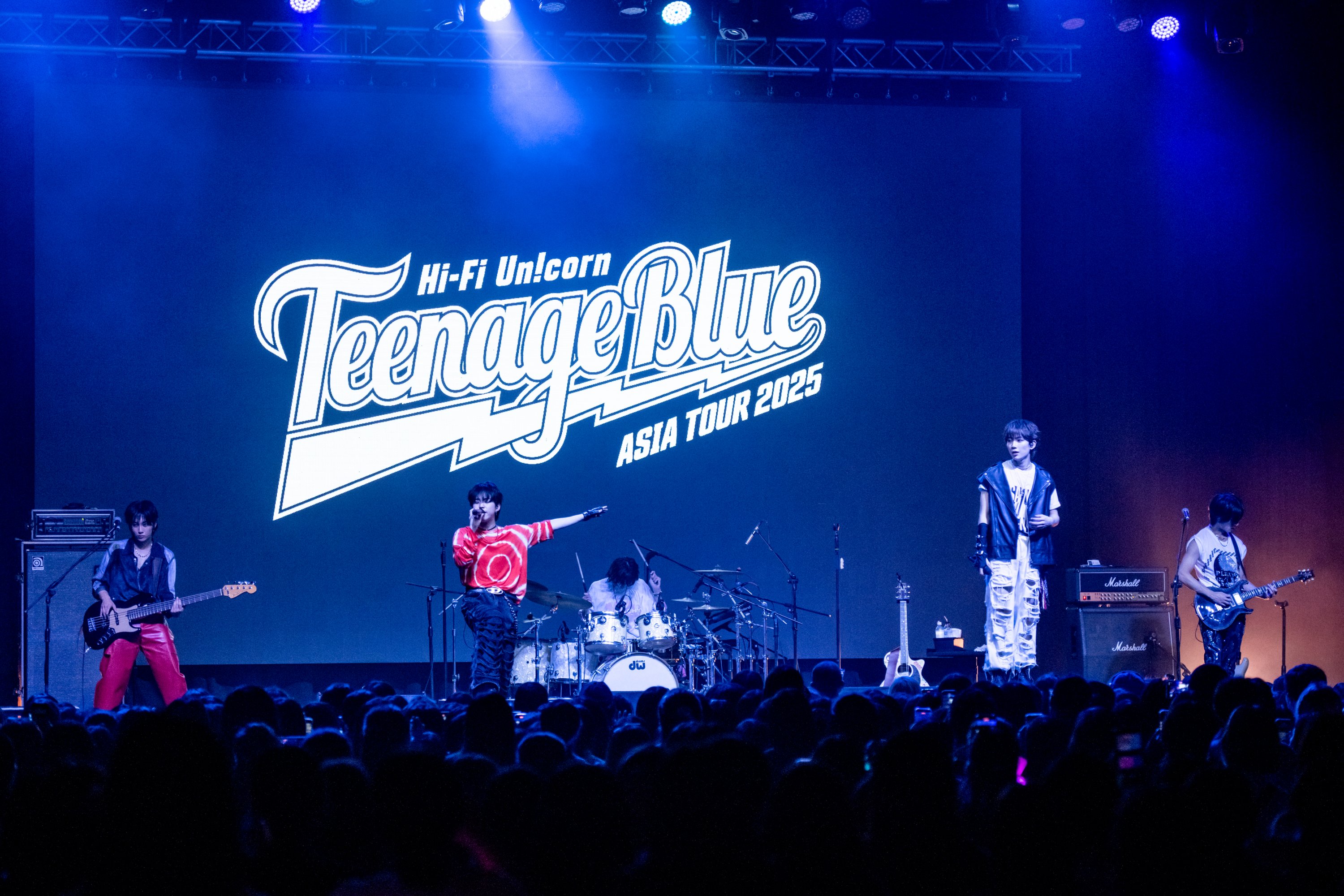 Hi-Fi Un!corn高雄開唱撩粉「像初戀」 驚喜翻唱獵魔女團〈GOLDEN〉