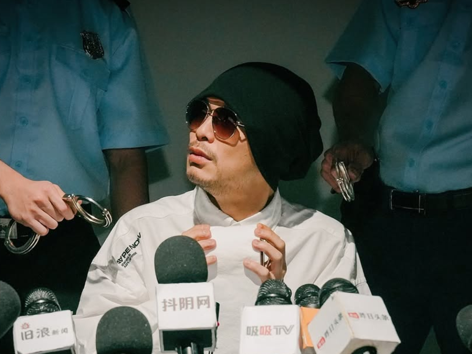 黃明志全國通緝中！搞神隱找不到人　謝侑芯經紀人列4疑點