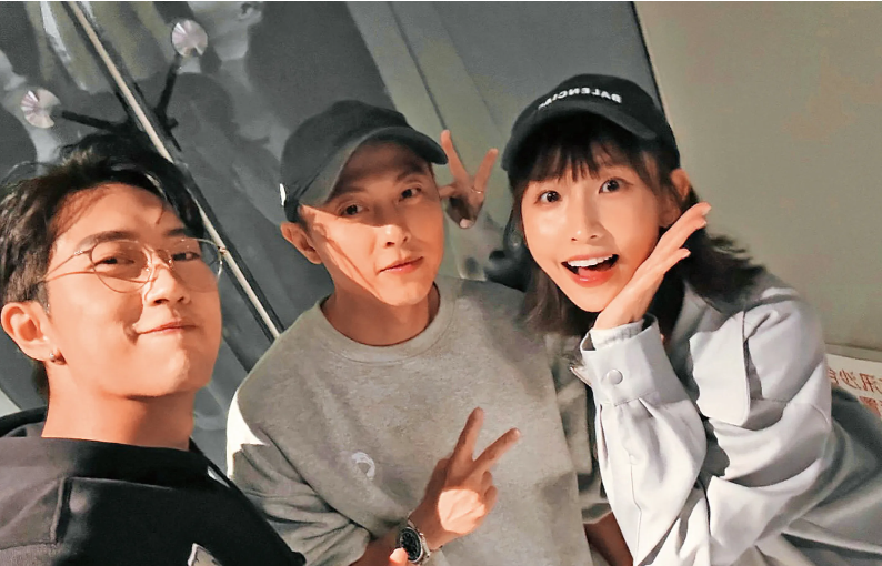 范姜彥豐手握王子、粿粿裸體擁抱照　被爆離婚前已同居3個月