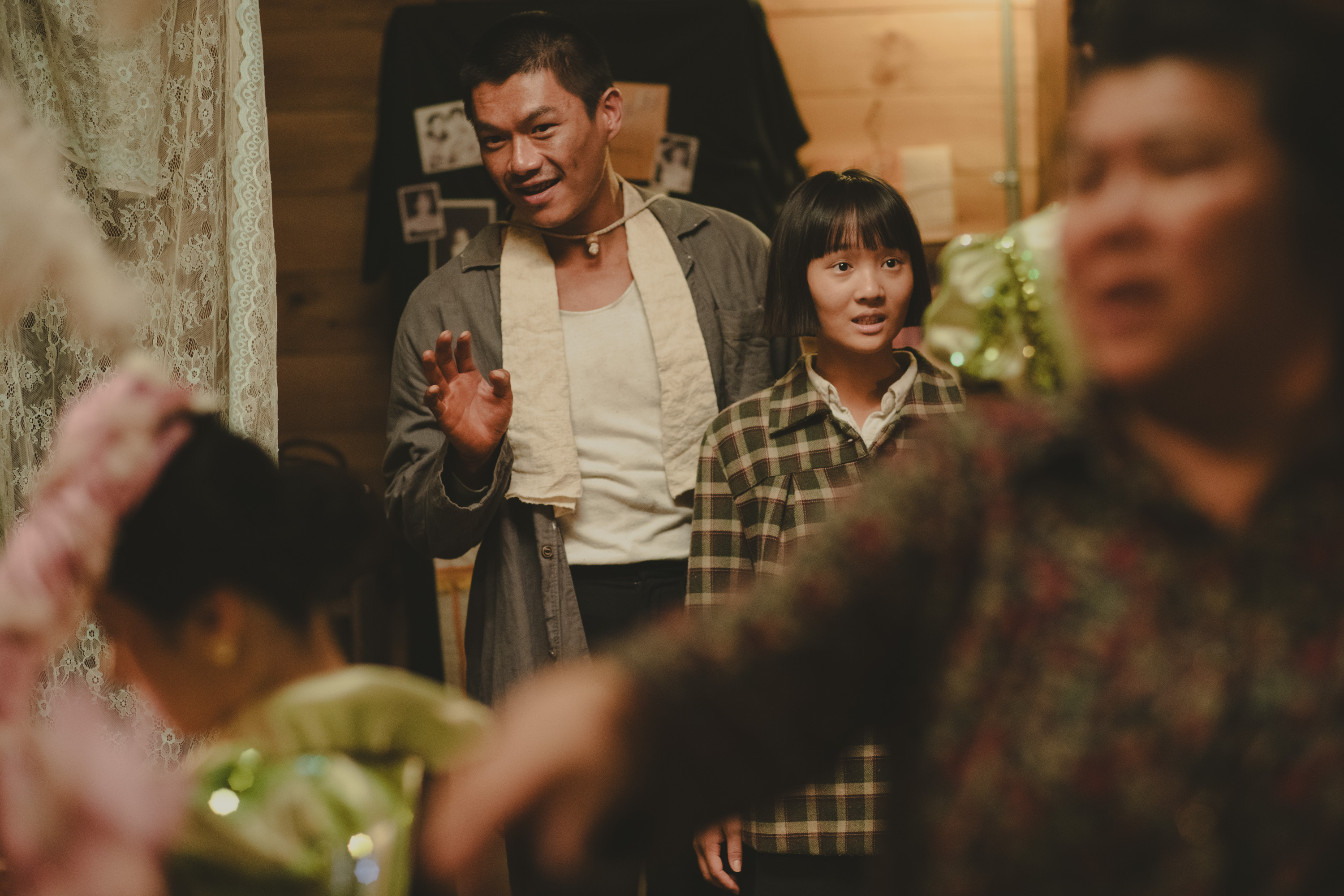 《大濛》描述柯煒林(左)、方郁婷(右)兩人之間的動人情誼。(圖/華文創 提供)