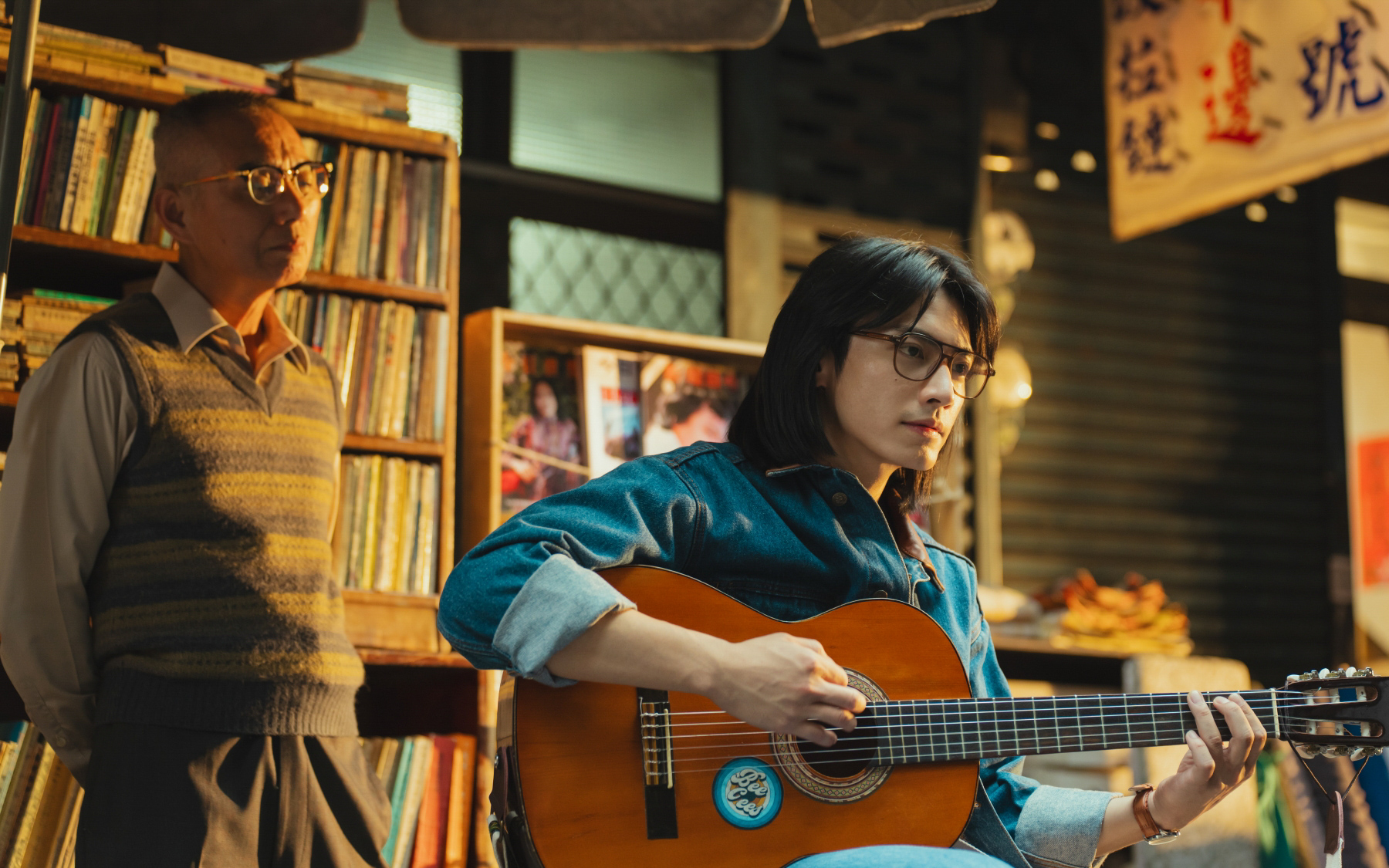 宋柏緯片中飾演熱愛音樂的青年。(圖/瀚草文創GrX STUDIO提供)