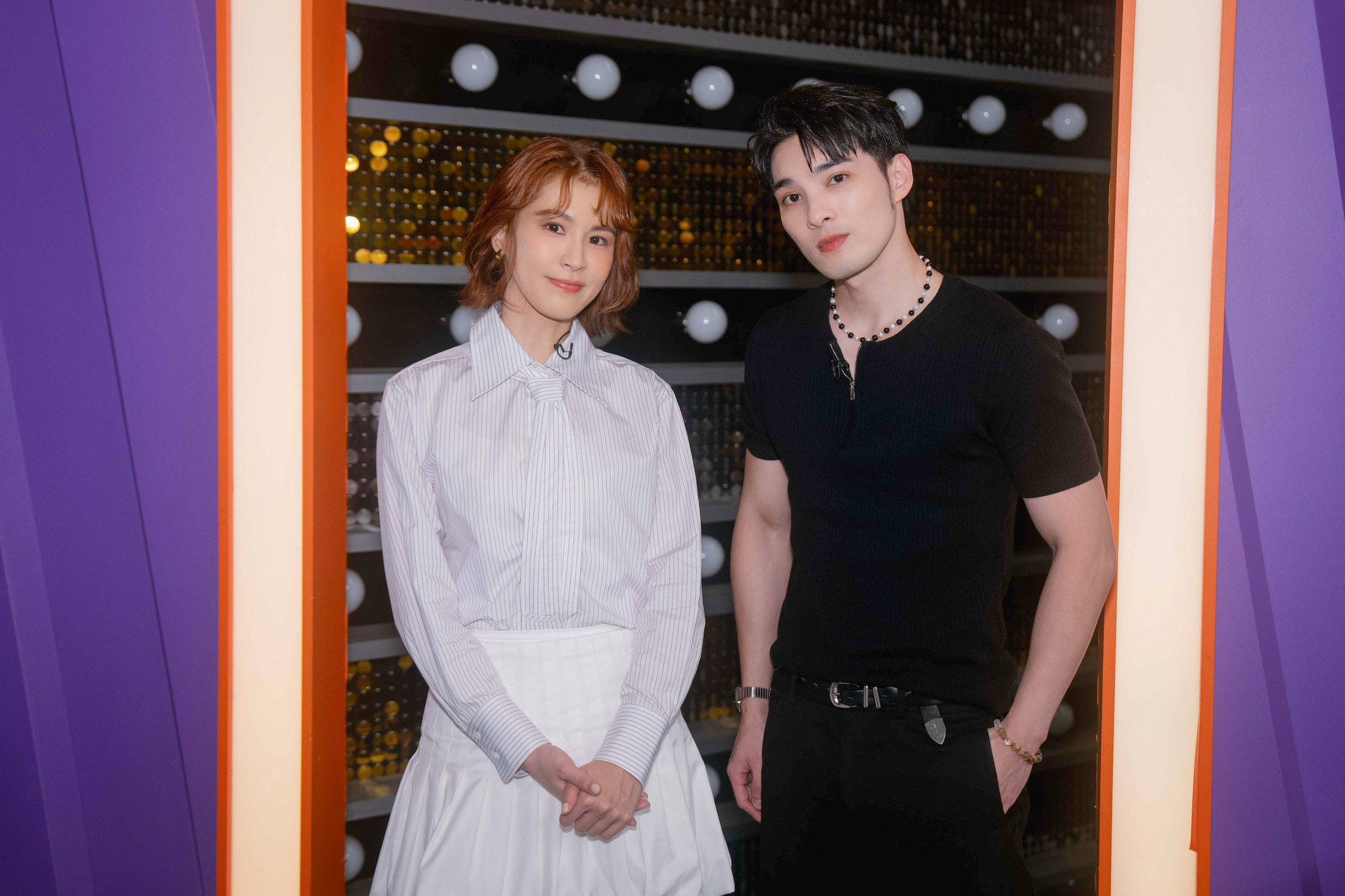 認識多年的好友曾沛慈與黃偉晉,透過這次一起主持節目對彼此更加熟悉。(圖/ 華研國際提供)