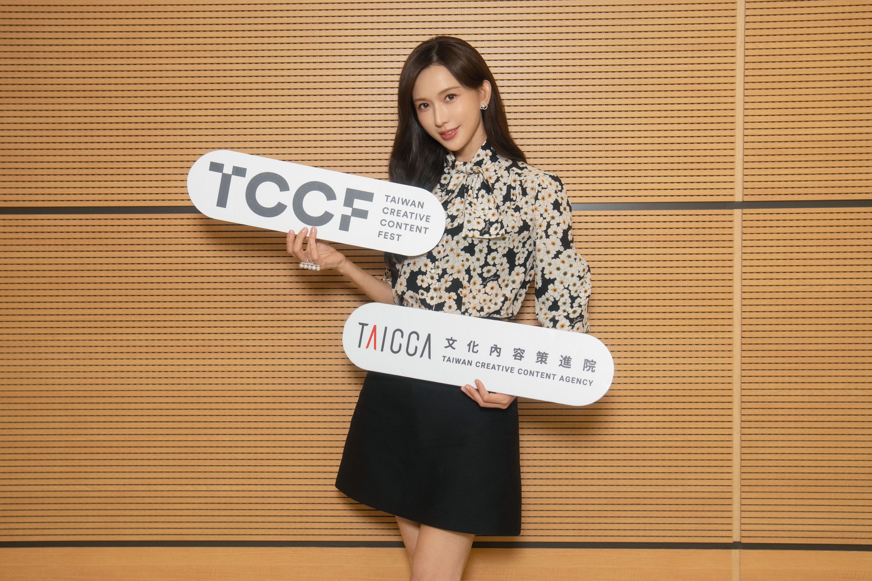 林志玲表示自從晉升母親後,開始思考自己能夠提供給下一代什麼。(圖/文策院提供)