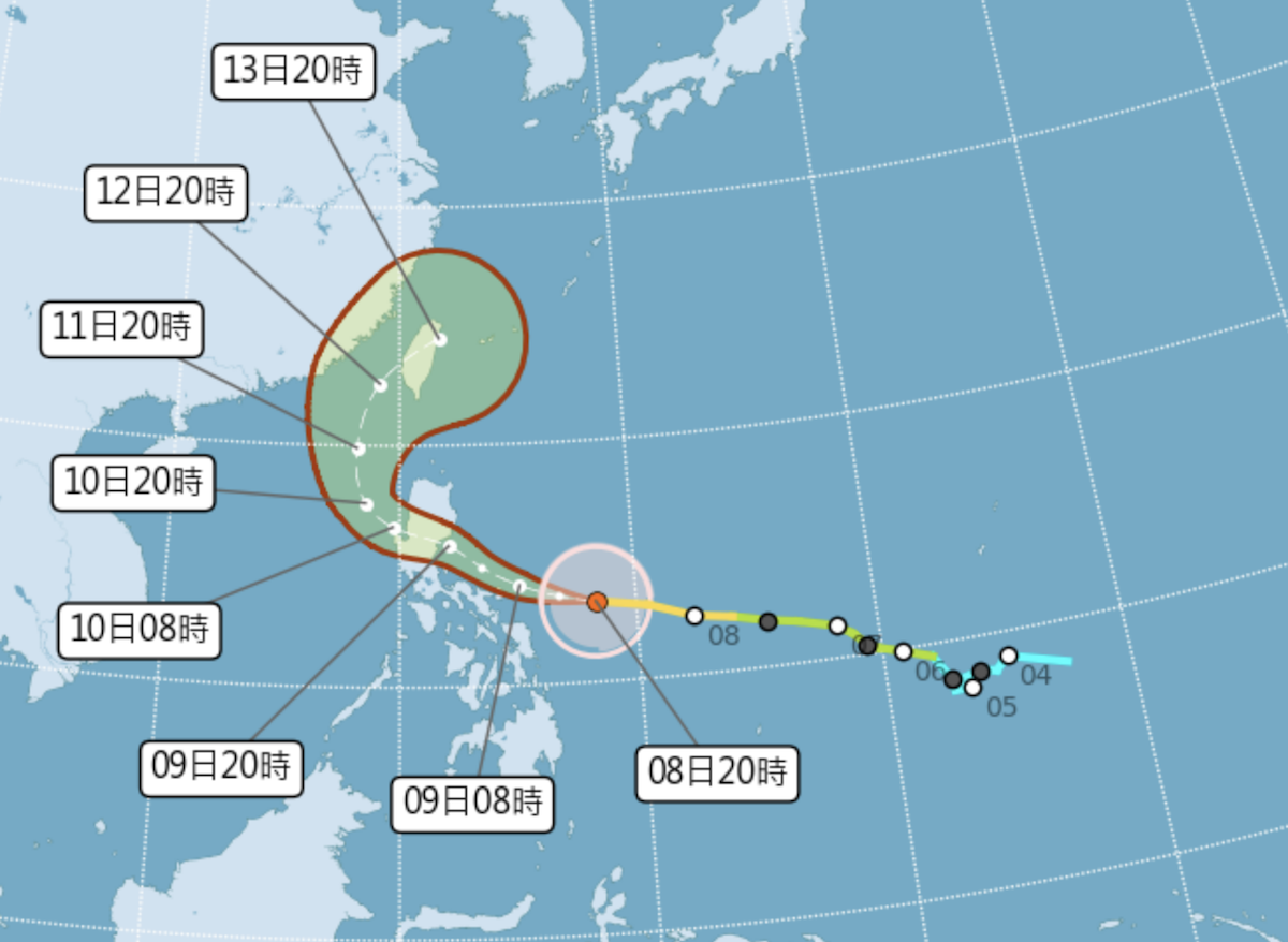 鳳凰鬼轉！暴風圈恐侵襲台北　市府曝颱風假準則：依照動向調整