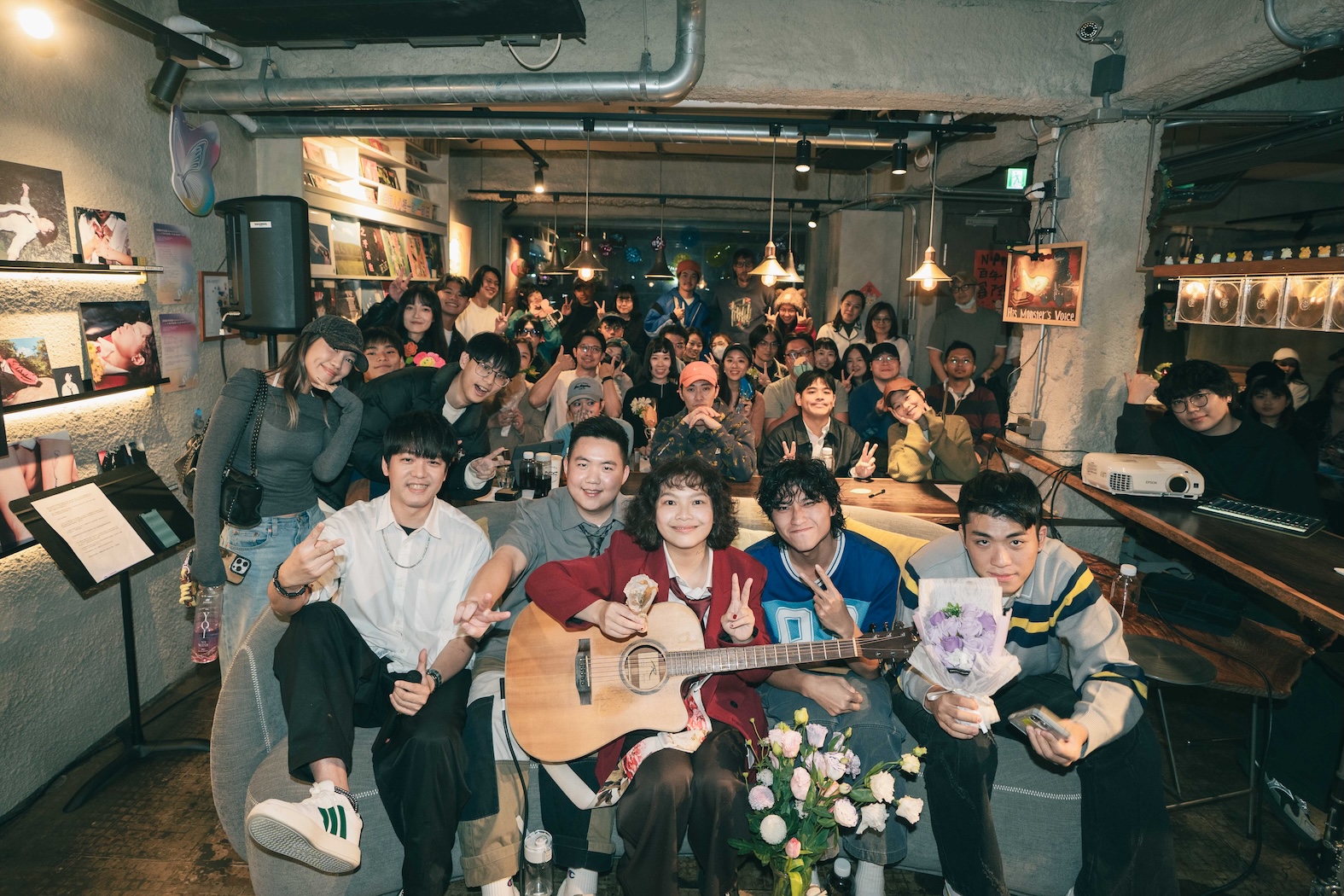 JOYCE就以斯舉辦聽歌會。(圖/放飛音樂提供)