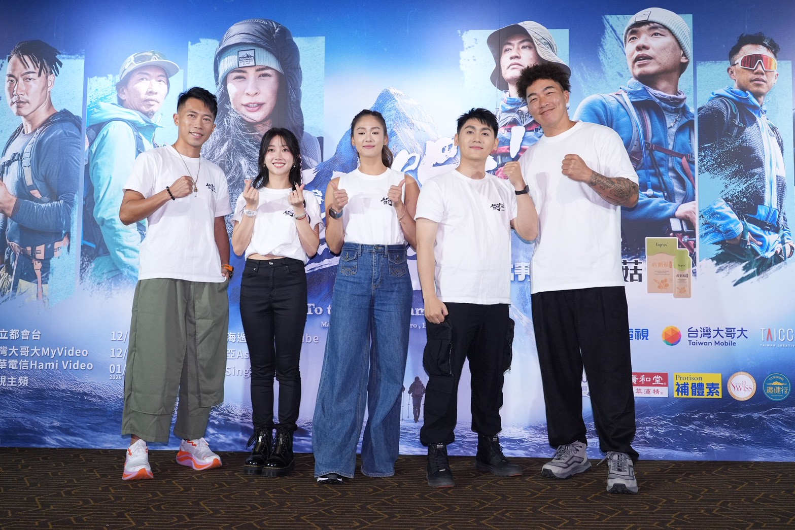 郭泓志(右)這次雖未參加非洲行程,但光是聖稜線就已軟腳。(圖/記者許方正攝)