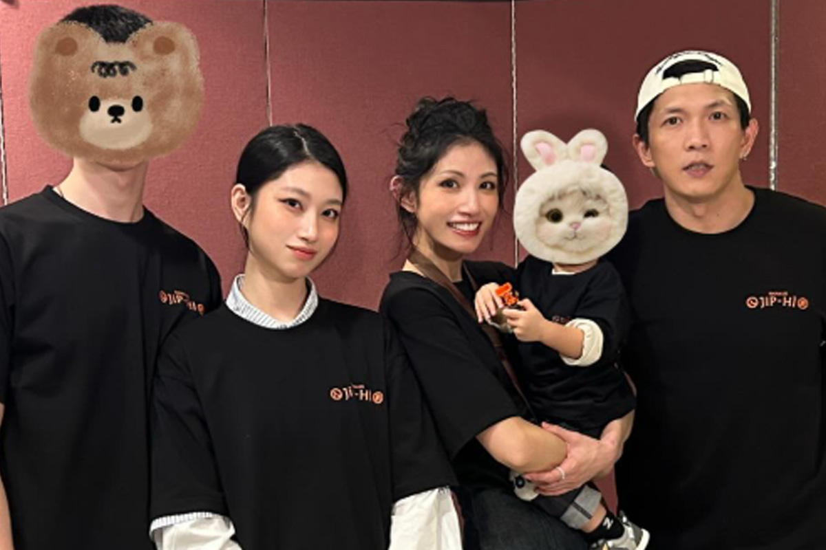 李千娜19歲就當媽！再婚黃尚禾甜曬一家五口照：謝謝你們在