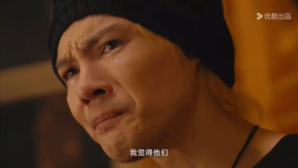 向佐喊「娛樂圈恐怖」爆哭　母陳嵐不留情面：哭他自己笨