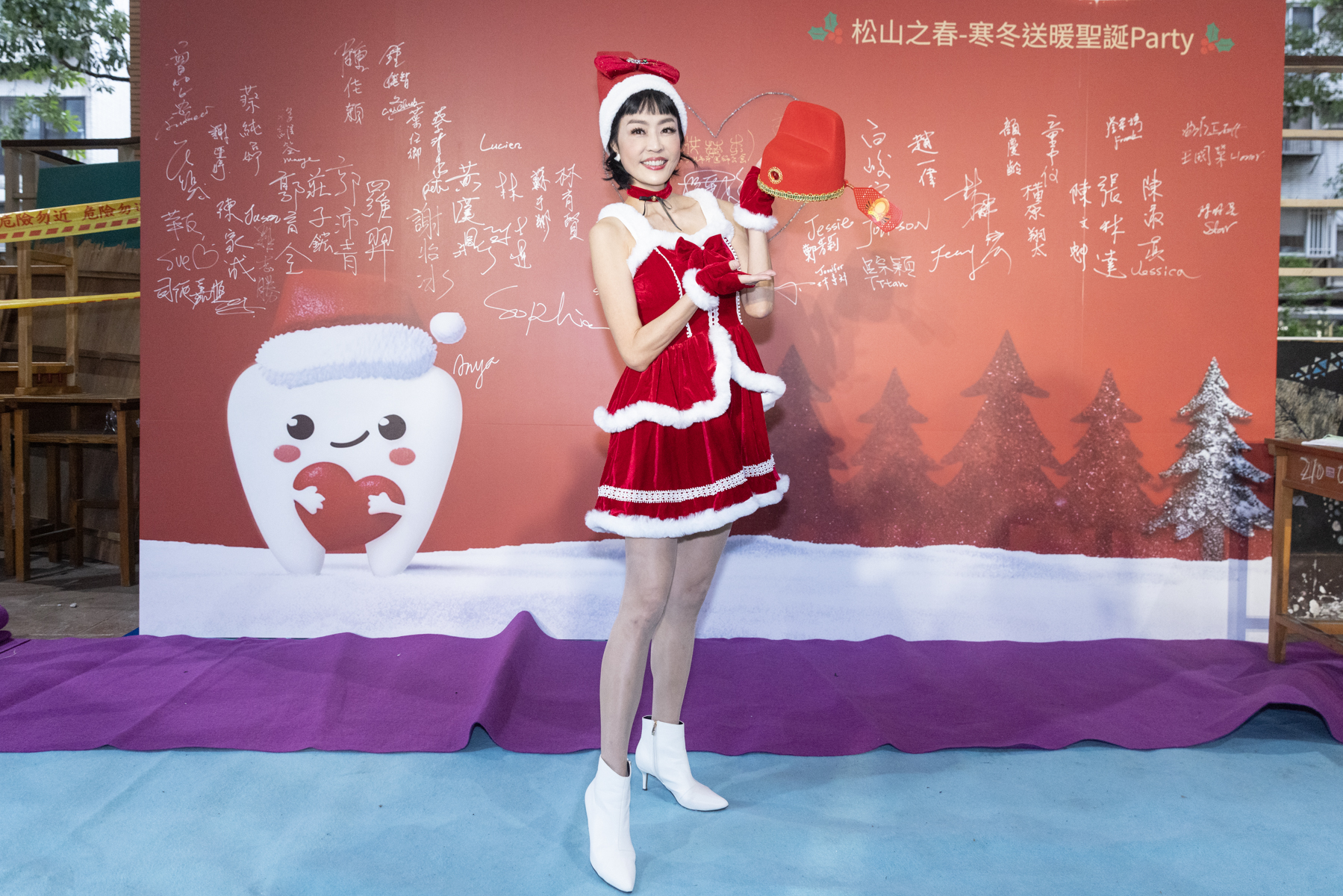 唐玲不斷自我提升。(圖/松山社區大學提供)