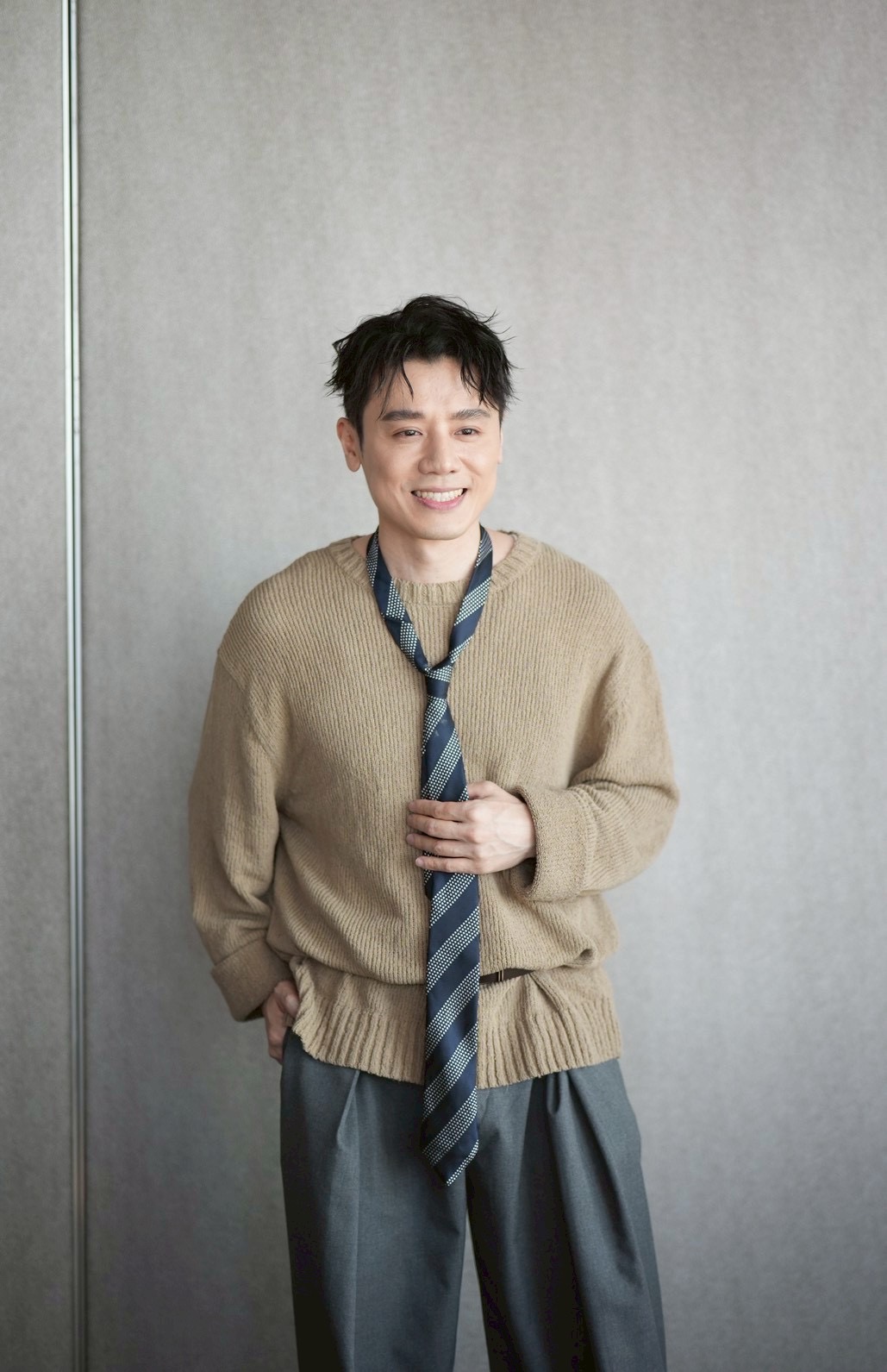 邱志宇自掏腰包發單曲,連股票都賣掉30萬。(圖/記者陳明中攝)