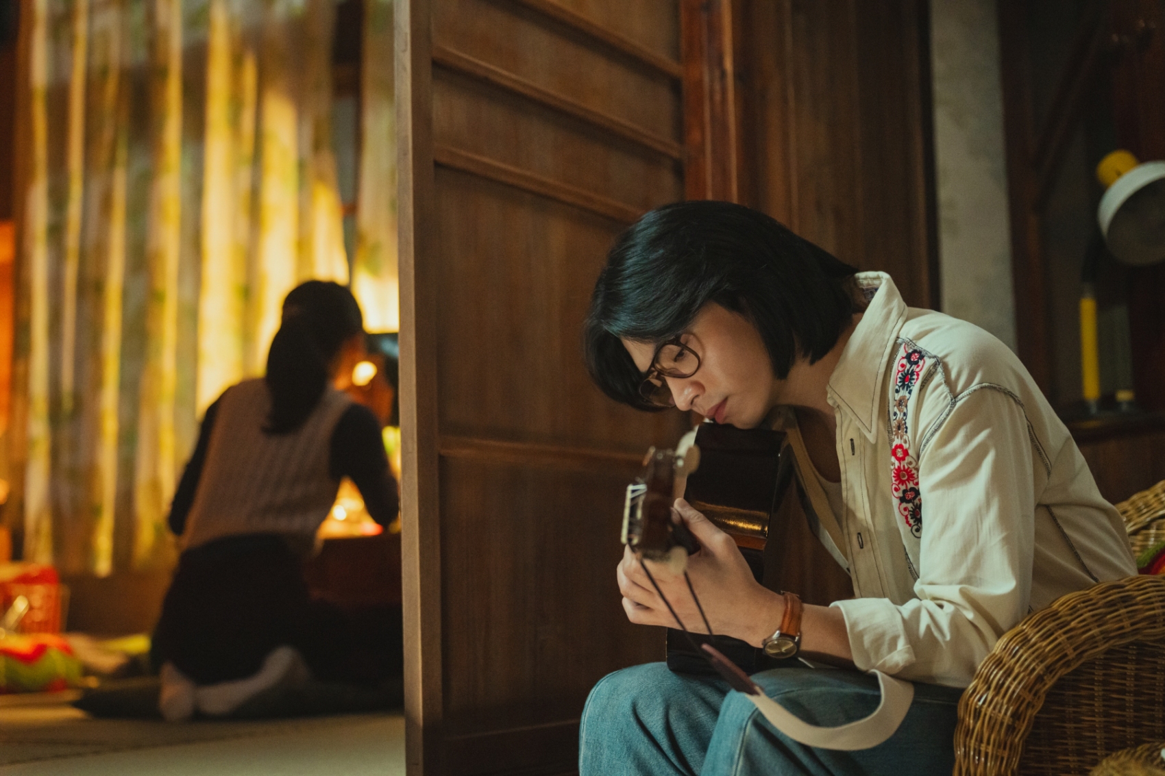 《那張照片裡的我們》結合70年代金曲,宋柏緯也加入創作。(圖/瀚草文創提供)