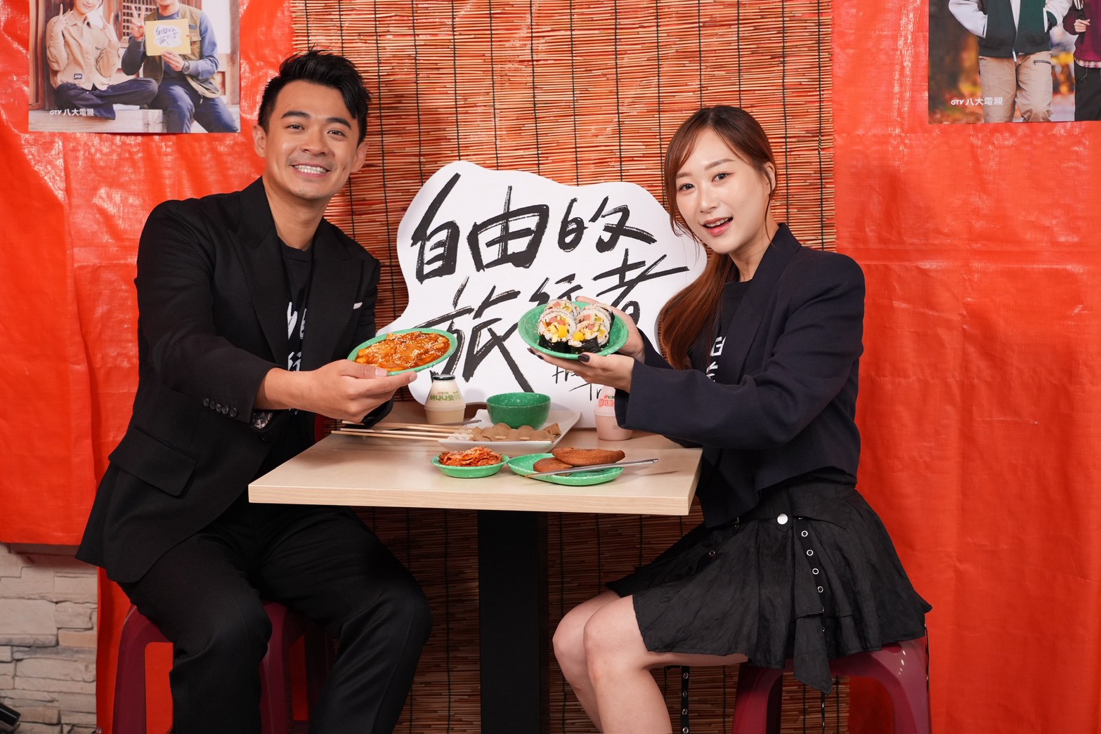 融融、咪蕾攜手持八大《自由的旅行者》第二季。（圖／記者許方正攝）