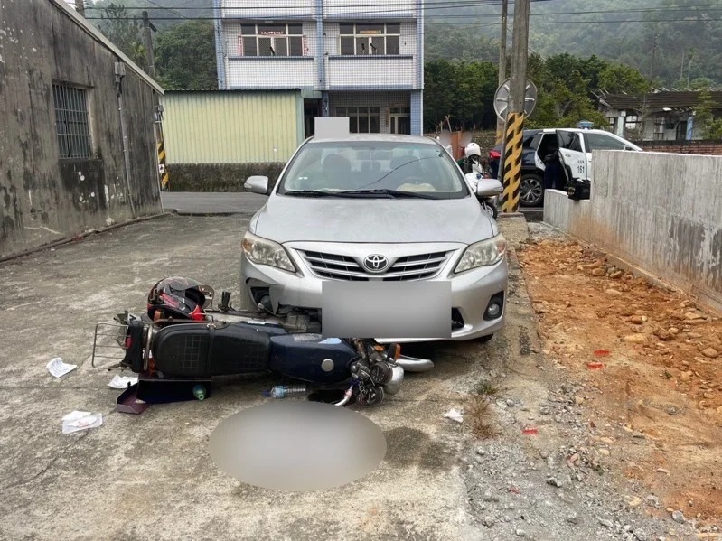 南投51歲男遭檢舉持刀刺死鄰居。（圖／警方提供）