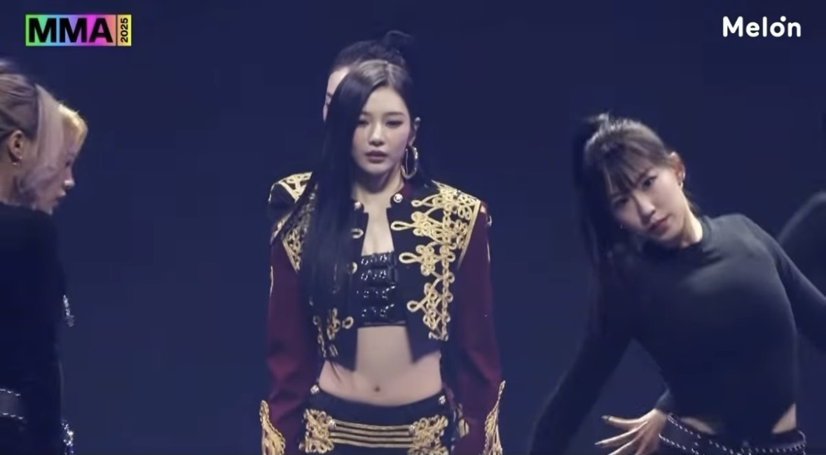 aespa寧寧缺席MMA紅毯　掛病號演出辣秀蠻腰粉絲讚：還是很完美