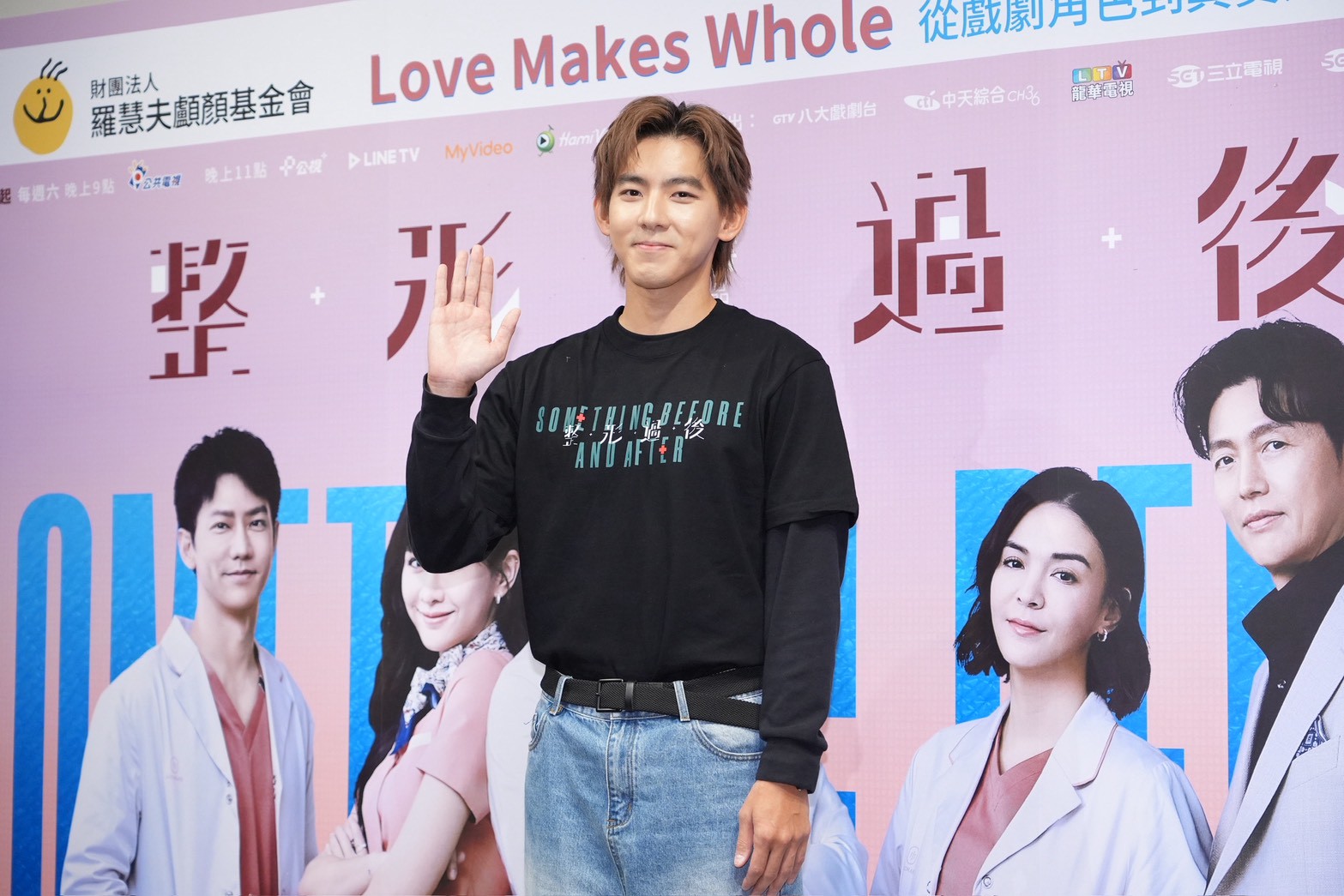 曾向鎮飾演唇顎裂患者，光是特殊花妝就要花一小時。（圖／許方正攝）