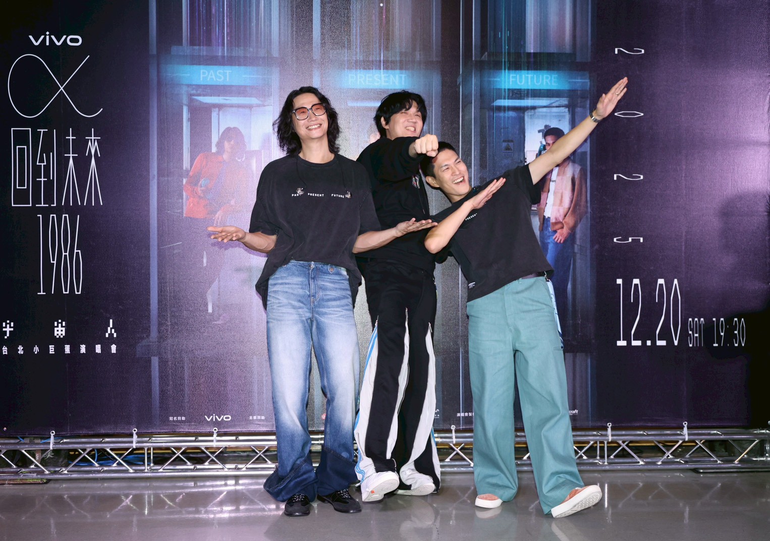 方Q（左）和阿奎（右）祝福小玉找到好對象。（圖／記者陳明中攝）