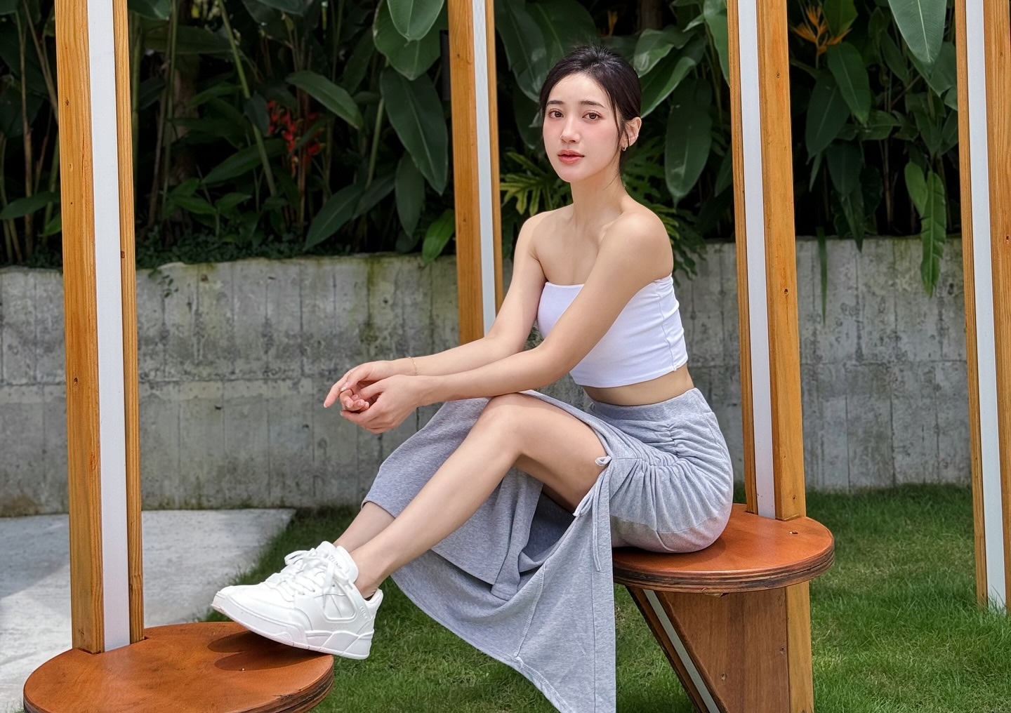 夏宇禾被拍親吻人夫道歉了。(圖/翻攝自夏宇禾臉書)