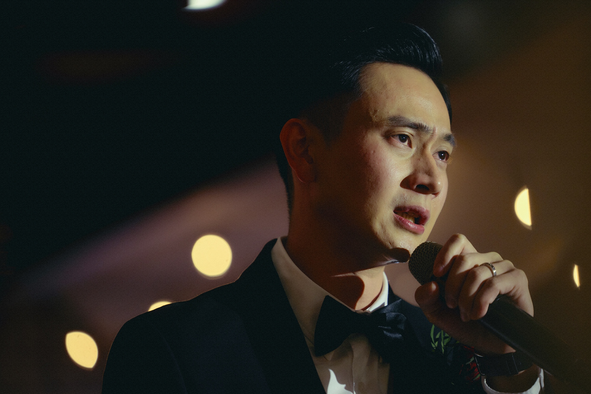 劉冠廷在《雙囍》中道盡結婚新人苦水。（圖／水花電影提供）