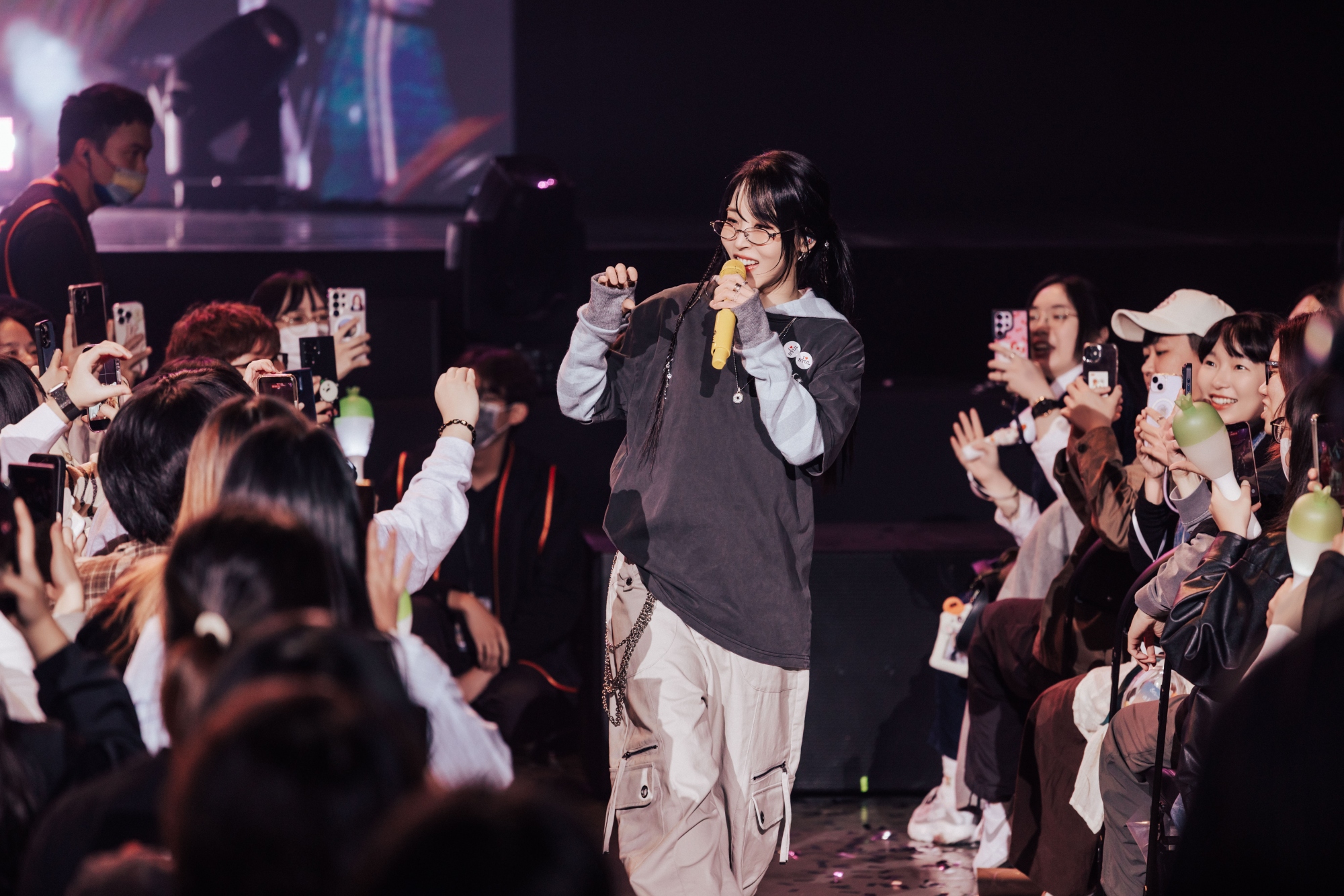 玟星開心與高雄場粉絲一起慶生。（圖／KKLIVE提供）