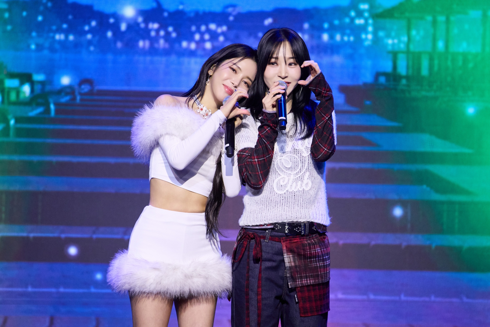 MAMAMOO 頌樂、玟星來揪台粉過聖誕　私約台北小旅行來約會