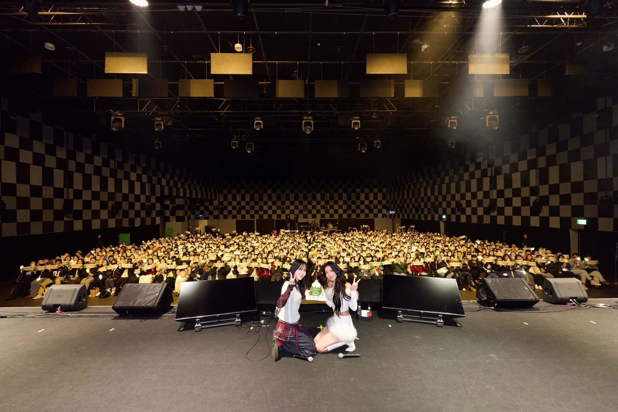 頌樂、玟星來台陪伴粉絲過聖誕（圖／DJB X FU Entertainment提供）