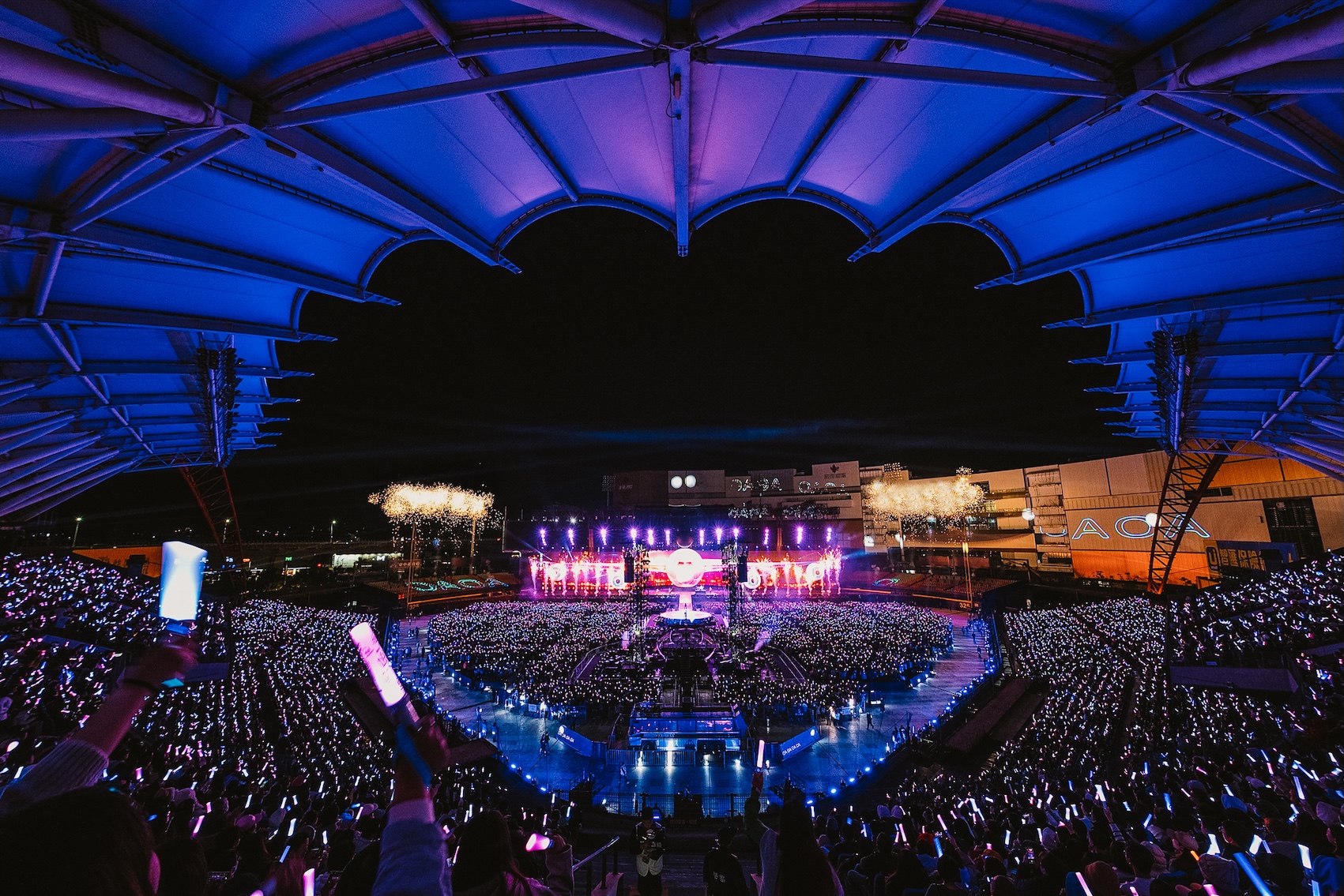 五月天巡演回到台中開唱。（圖／相信音樂提供）