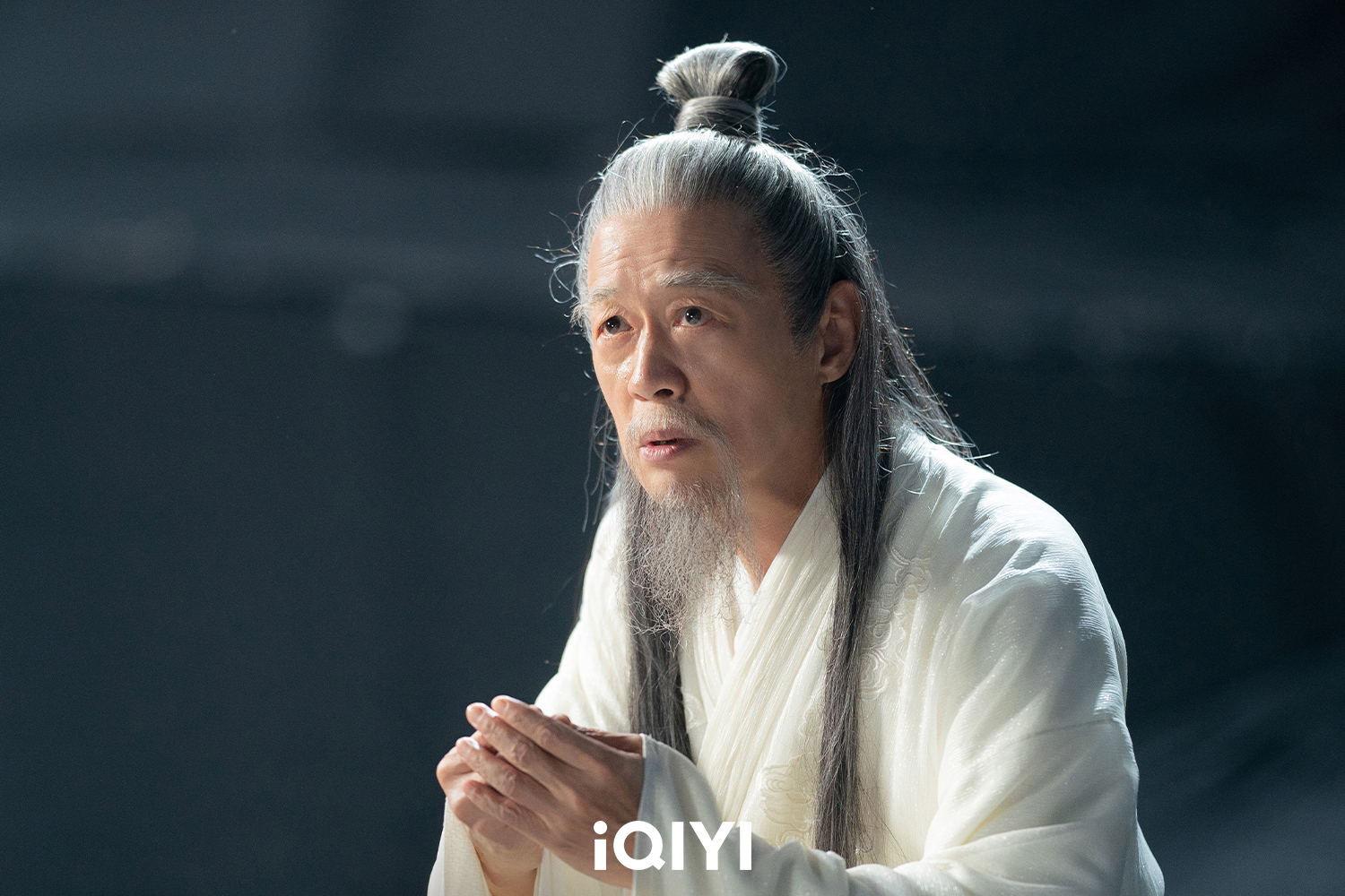 金士傑特別演出人族代表 「天晟皇帝」。（圖／愛奇藝國際站提供）