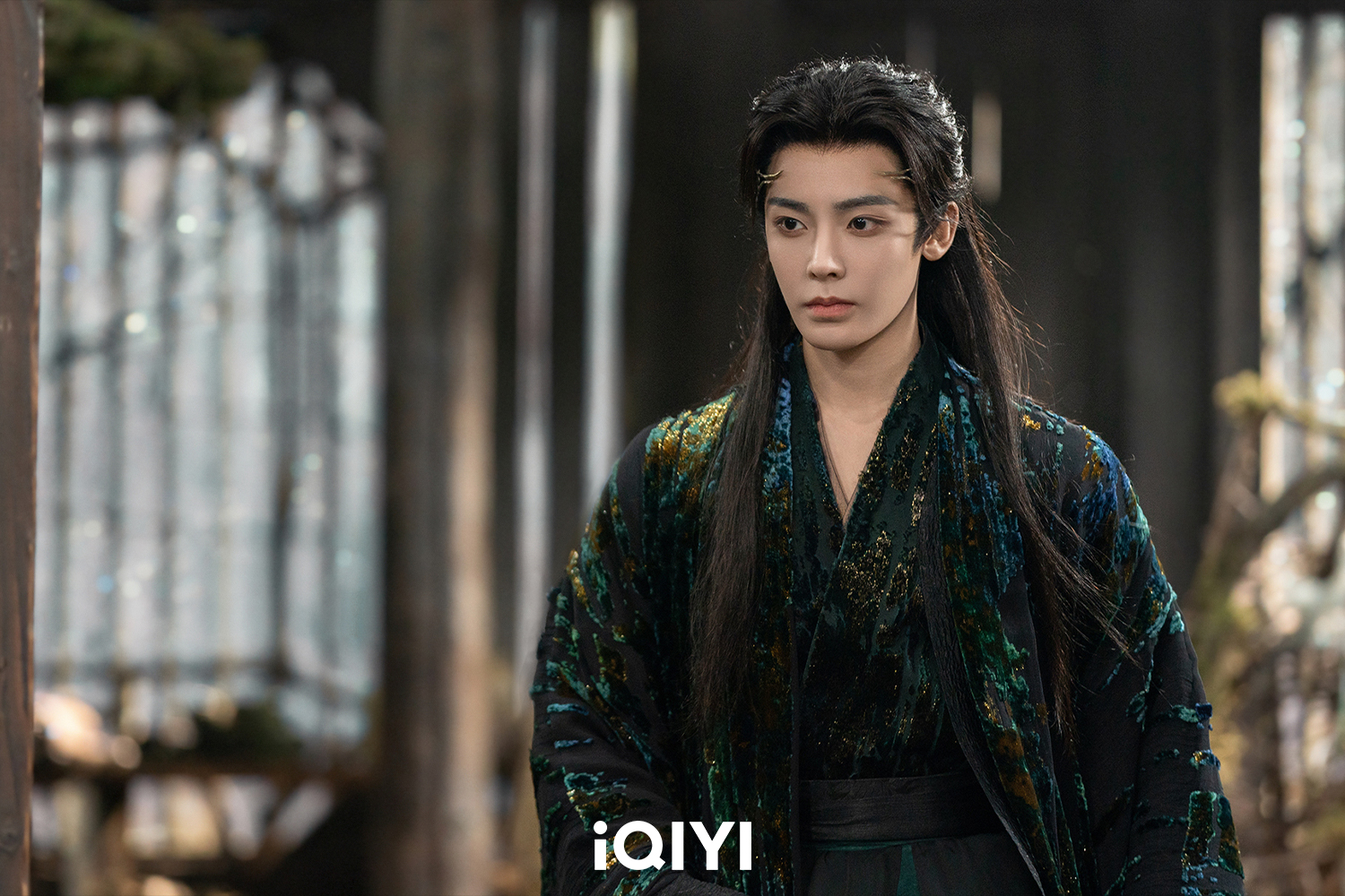 侯明昊飾演萬妖之王「紅燁」。（圖／愛奇藝國際站提供）