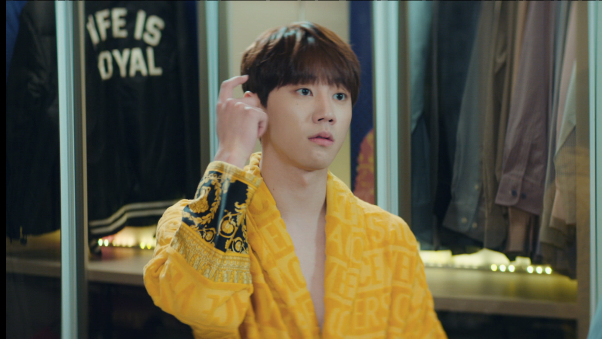 「IU前男友」李濬榮被爆大頭症　竟對助理暴走大吼