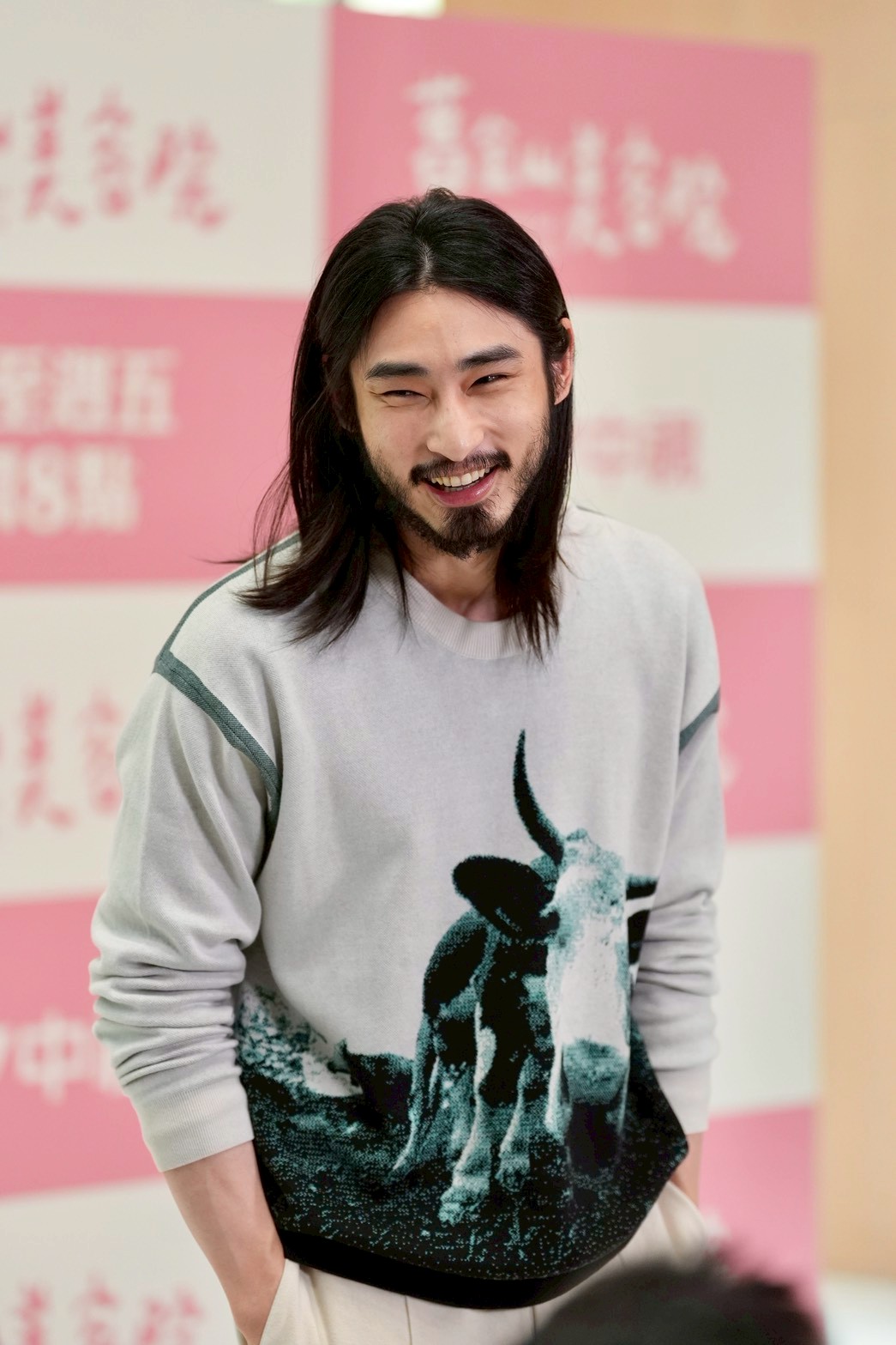 談及戀情，章廣辰語帶甜蜜地表示已被下了「封口令」。（圖／記者陳明中攝）