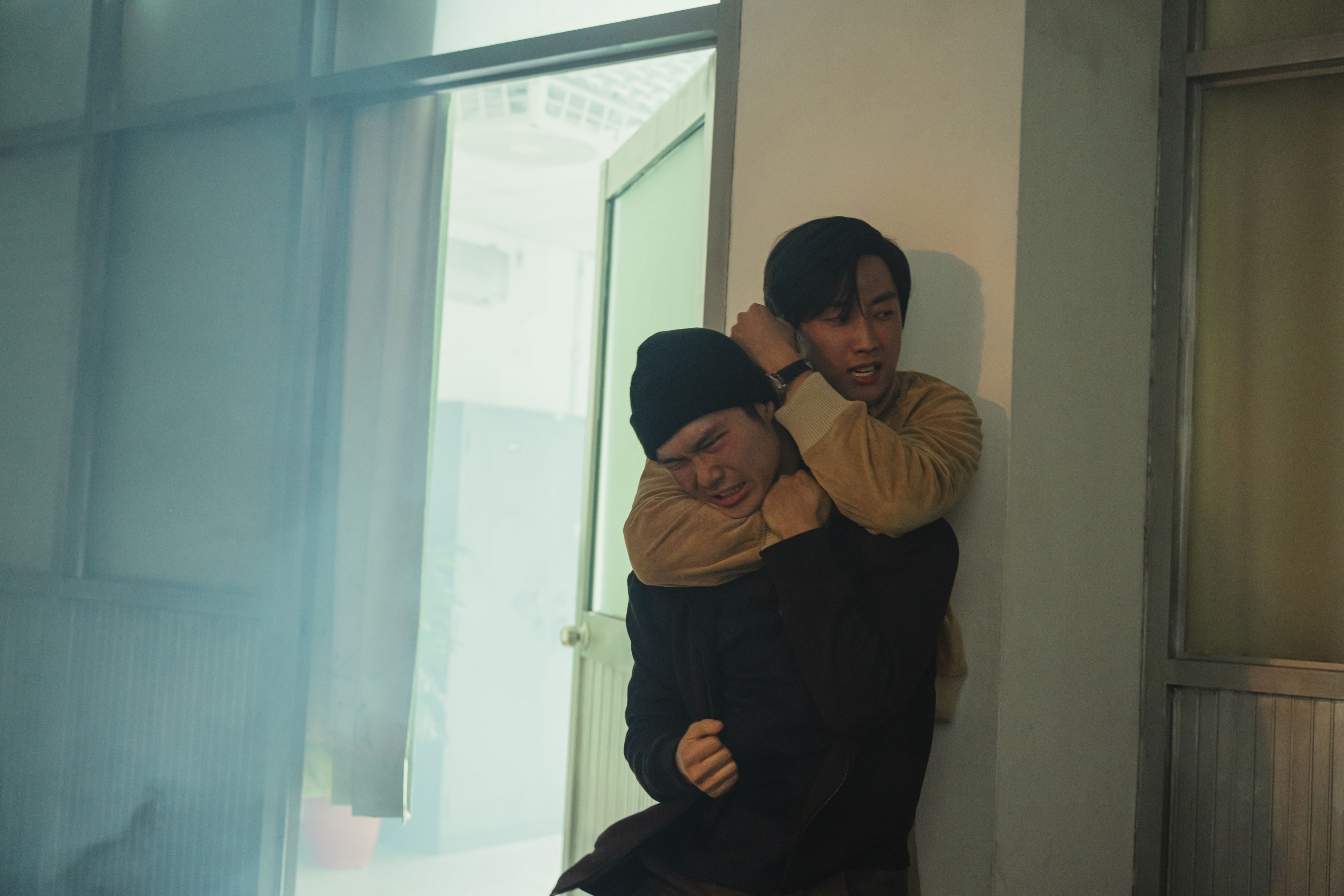 振永在《那張照片裡的我們》有不少動作戲,展現俐落好身手。(圖/瀚草文創GrX STUDIO提供)