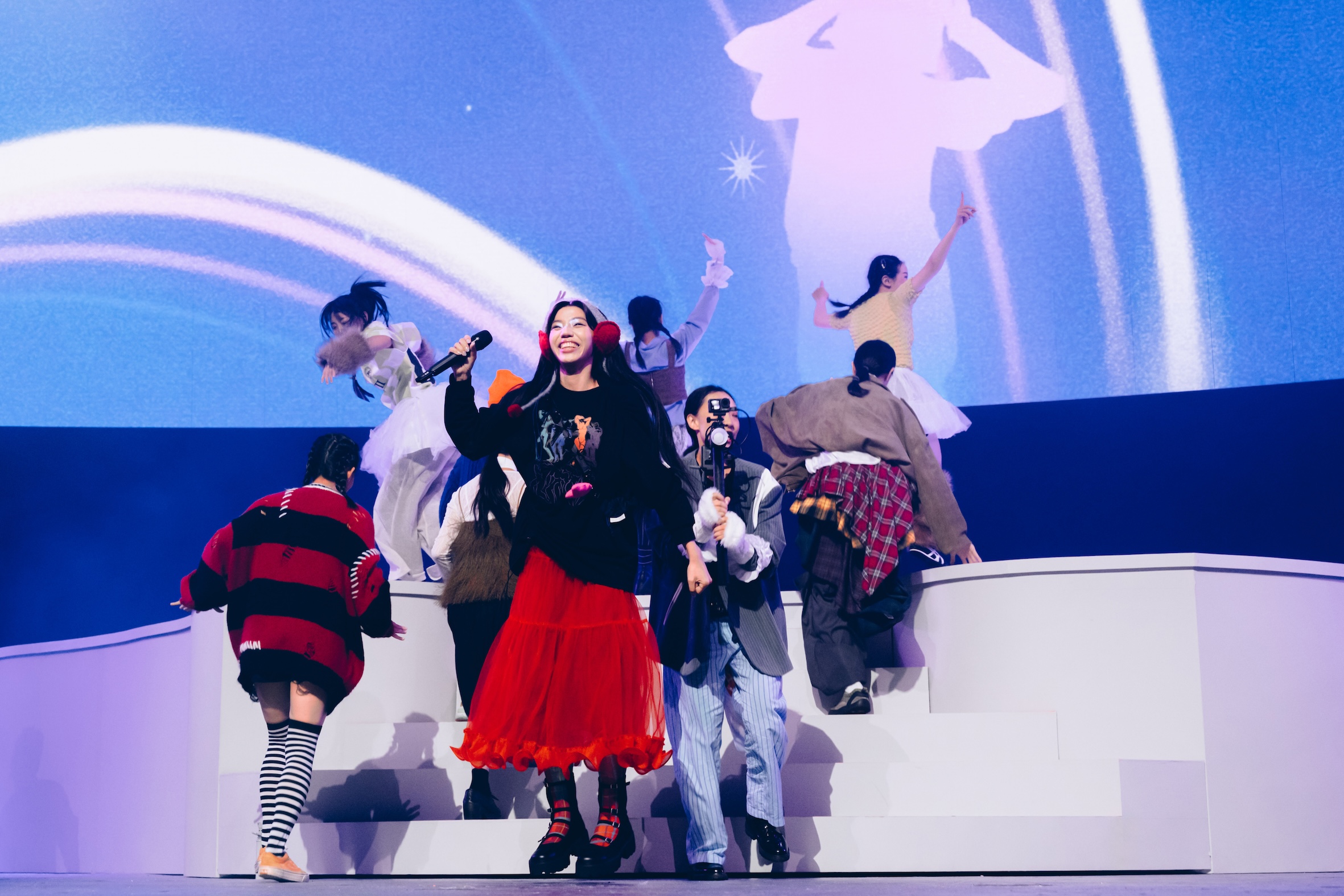 洪佩瑜安可裝棒很俏皮。(圖/KKLIVEx何樂音樂提供)