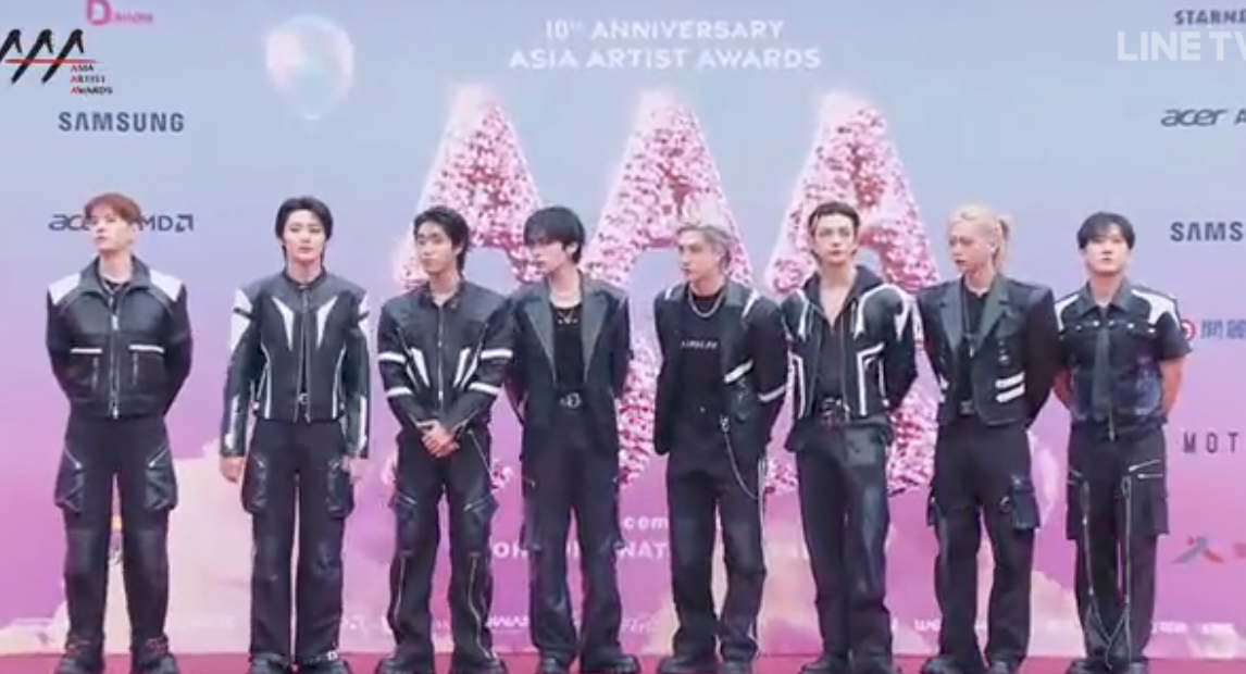 Stray Kids登紅毯全場尖叫不斷。（圖／翻攝LINE TV）