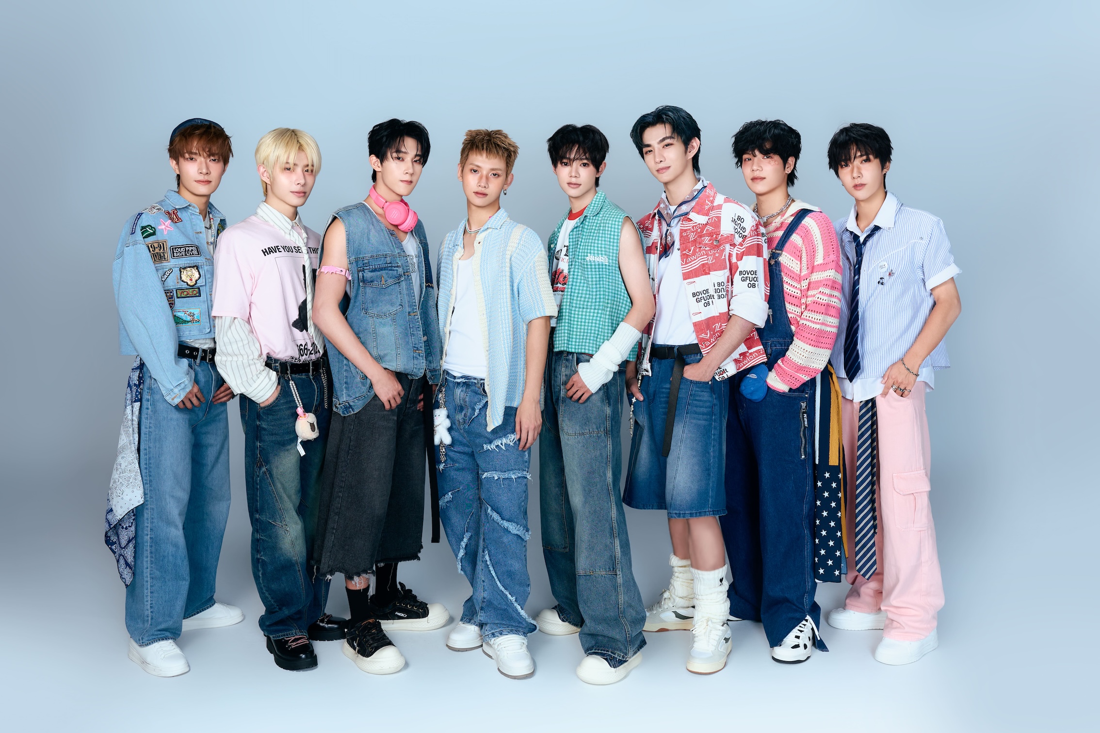 《原子少年2》的人氣團「ARKis」去年底畢業演唱會結束後兩天就首次站上跨年舞台。(圖/三立提供)