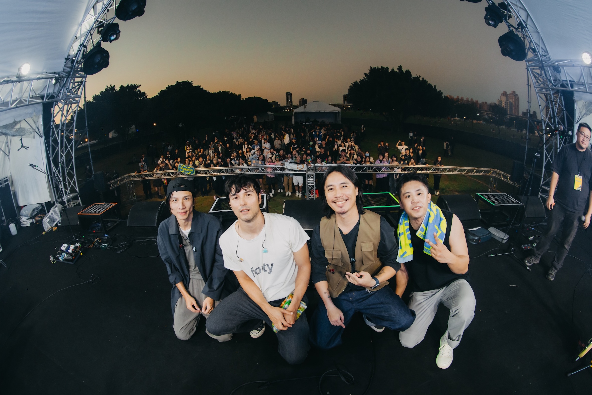 鳳小岳領軍的樂團「壓克力柿子」，將前進海外音樂節，並進入創作模式，醞釀樂團第一張專輯。（圖／《樂團祭》提供）