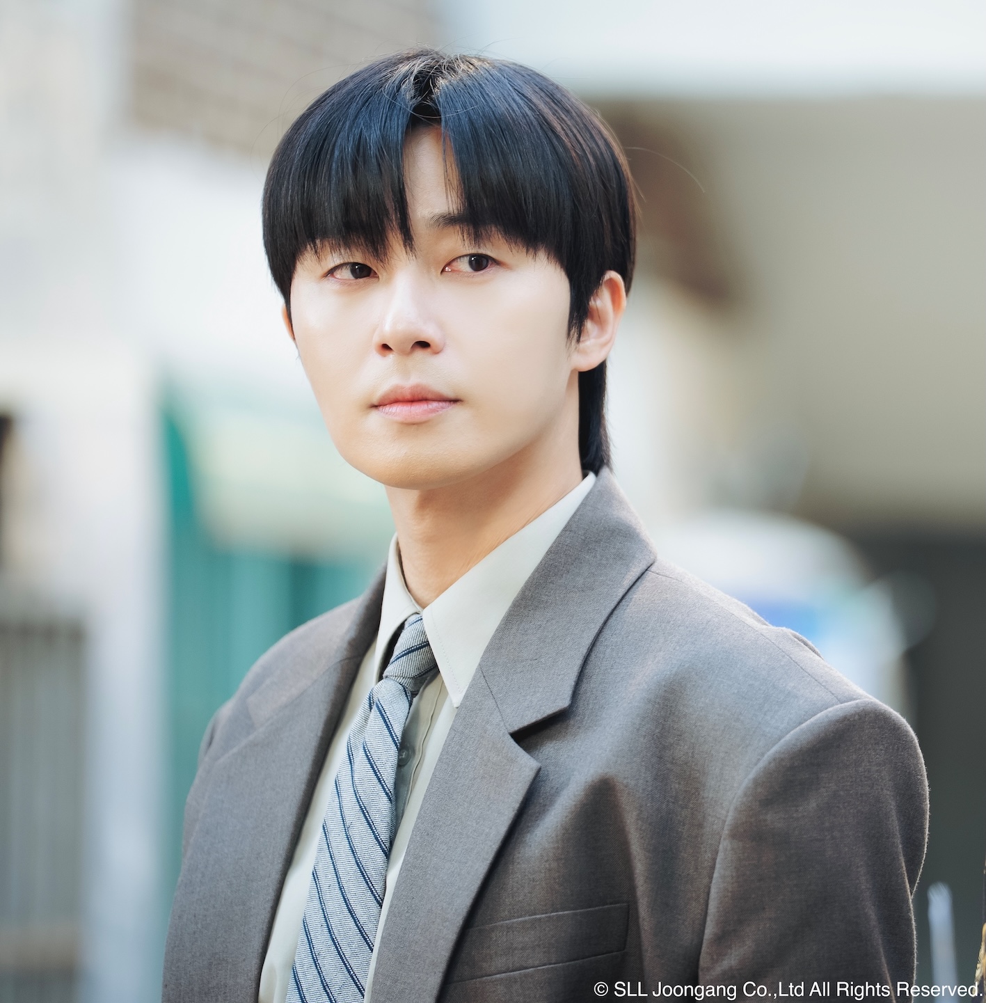 《等待京道》朴敘俊飾演上班族記者。(圖/Hami Video提供)