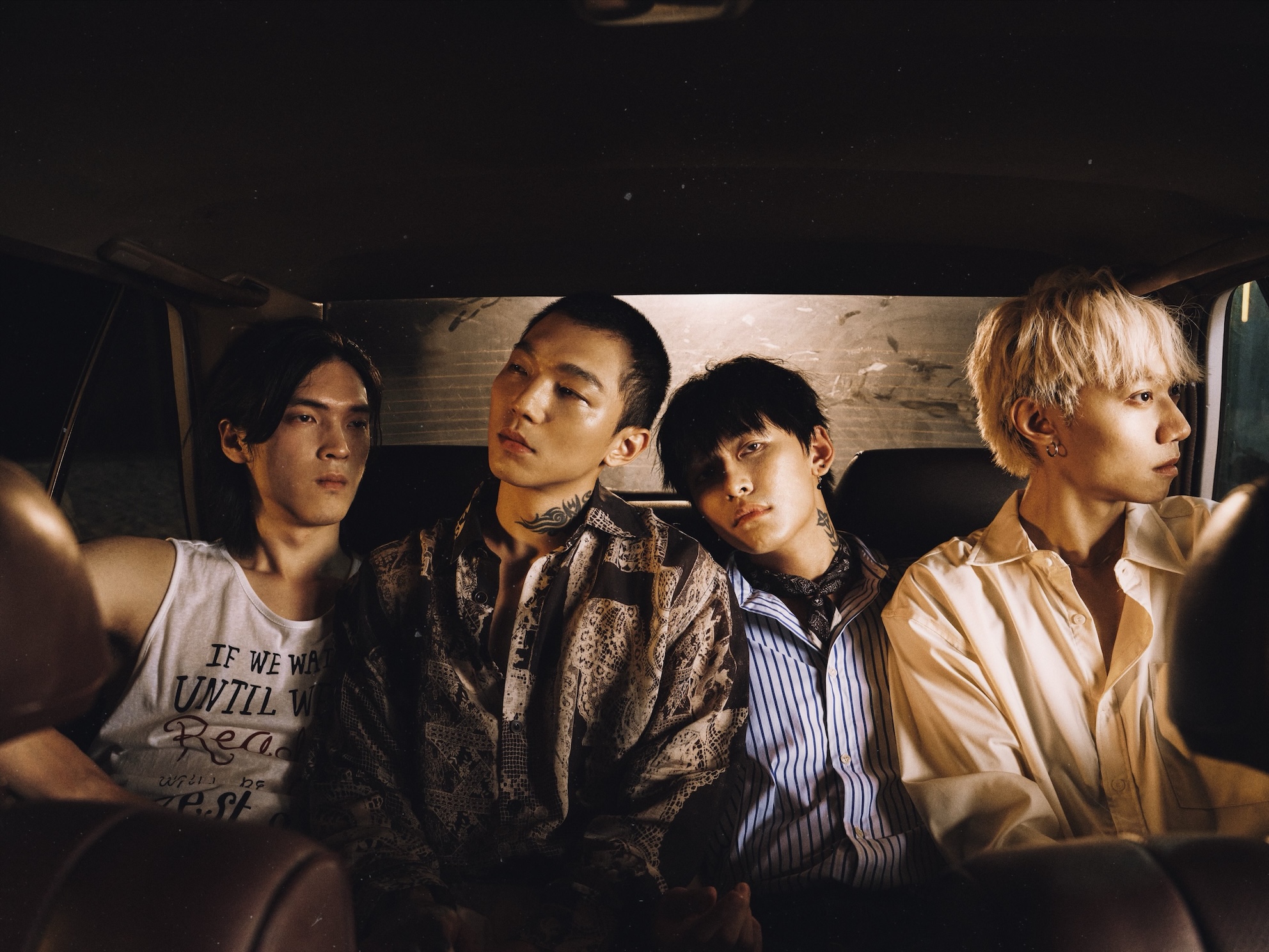 傻子與白痴成團10週年推新歌　夢幻聯動163 braces