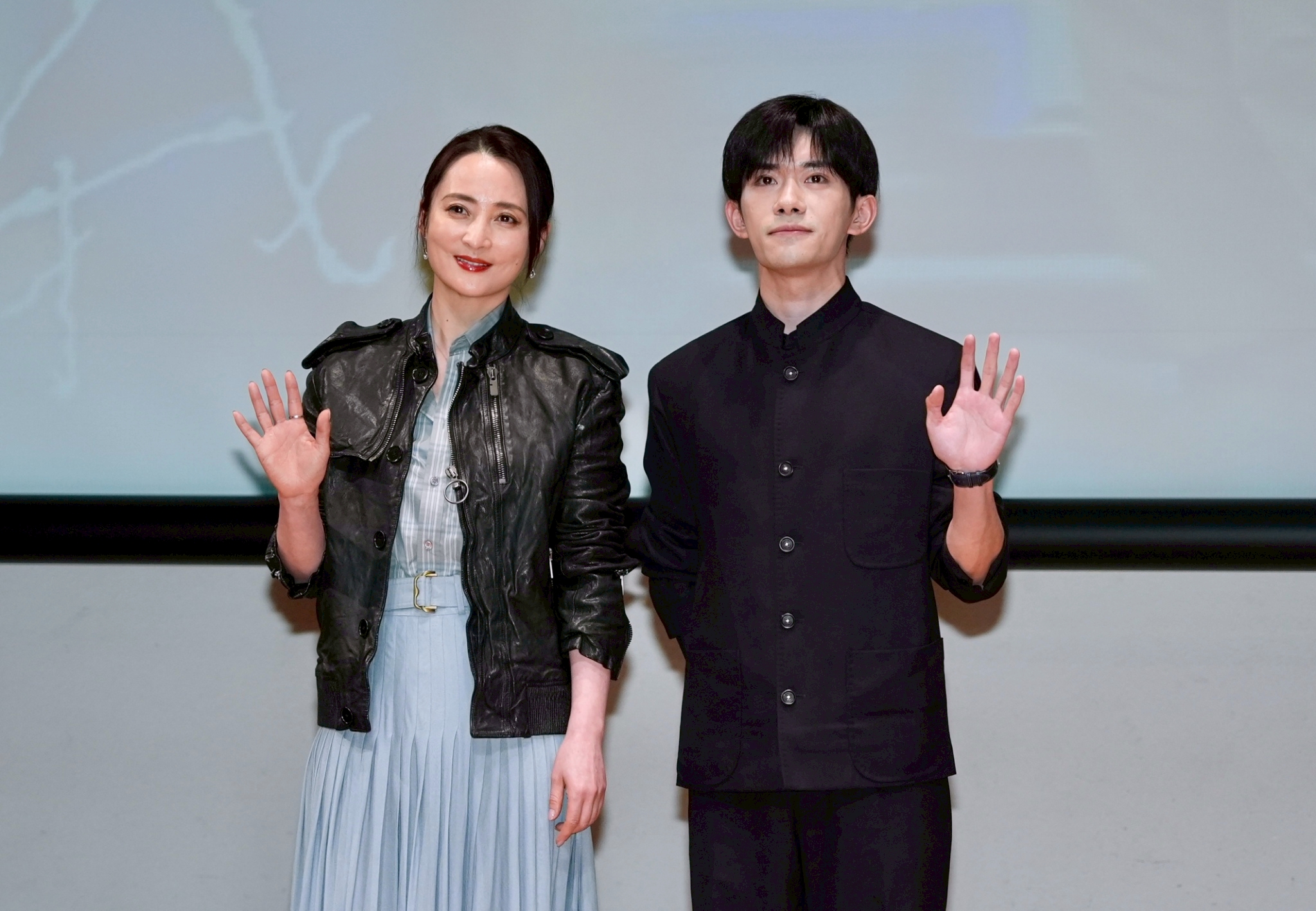 蔣勤勤（左）和易烊千璽飾演母子。（圖／記者陳明中攝）