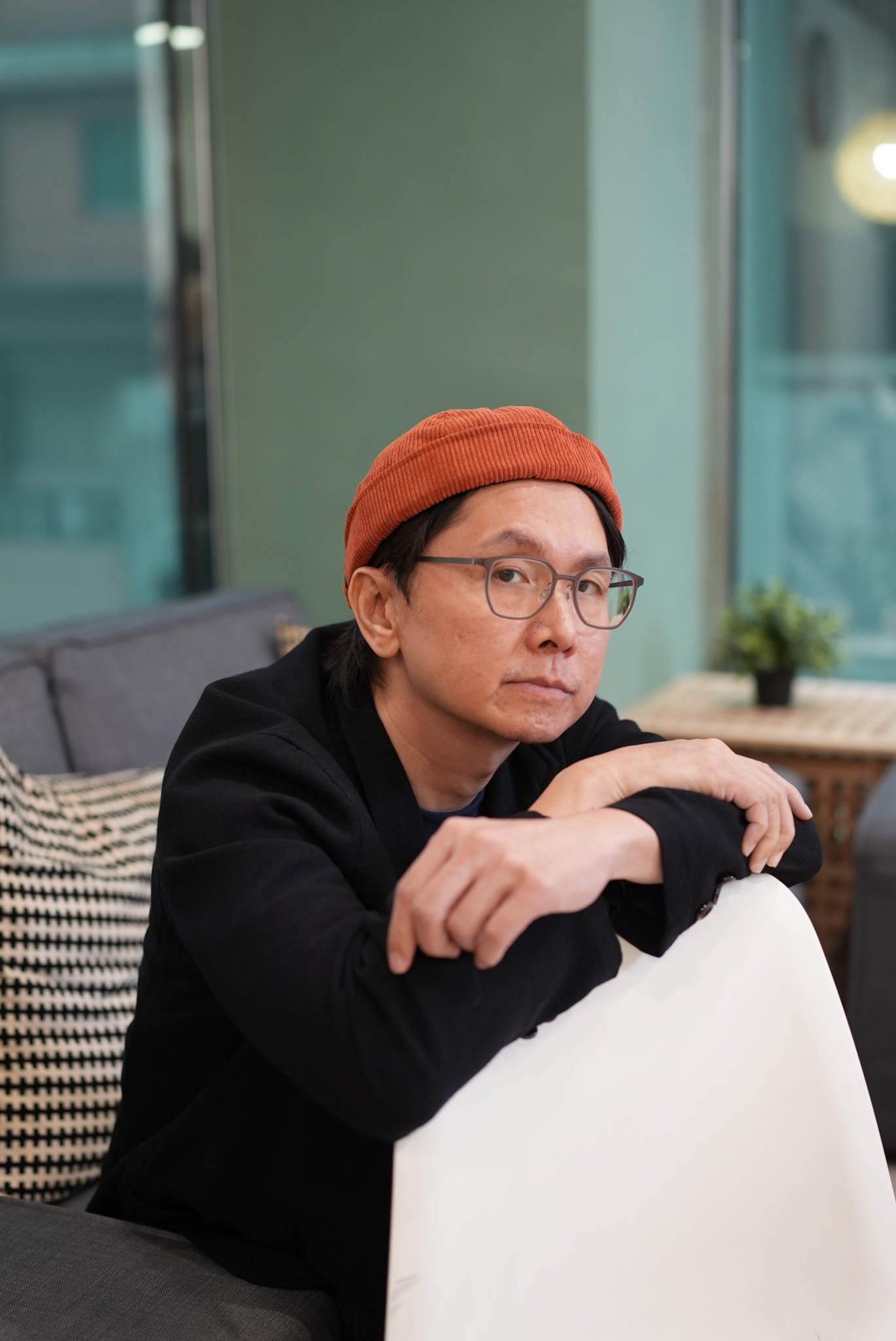 班莊比辛達拿剛也從翻拍聊到現在產業現況。（圖／記者陳明中攝）