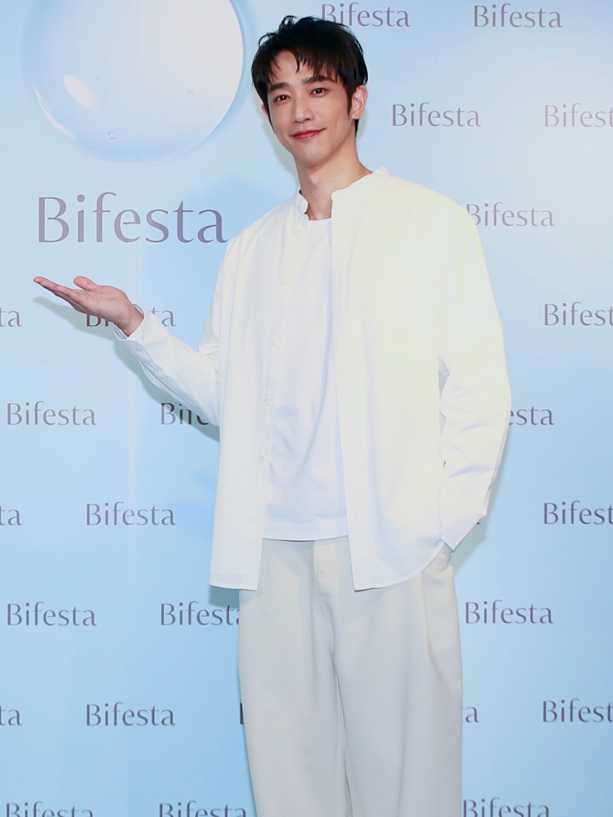 劉以豪也沒當過兵。（圖／Bifesta 提供）