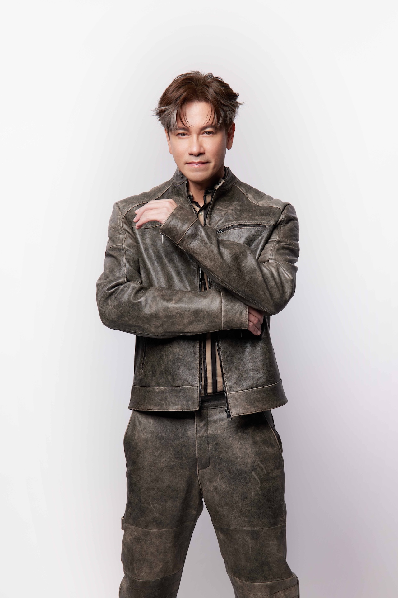 李聖傑要和大家開「萬人包廂」。（圖／Hit Fm聯播網提供）