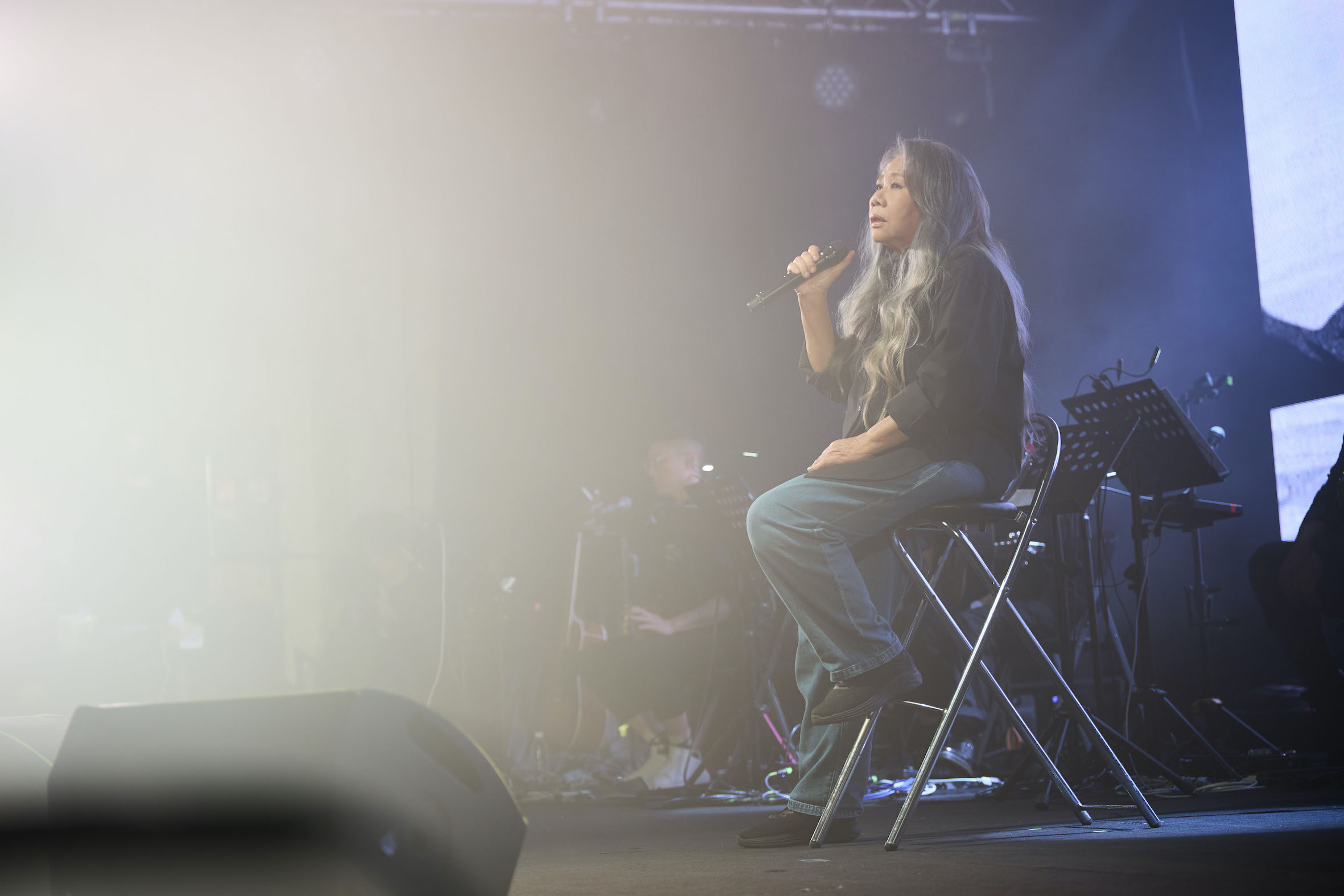 陳小霞舉辦了睽違14年的專場演出。（圖／華研國際提供）