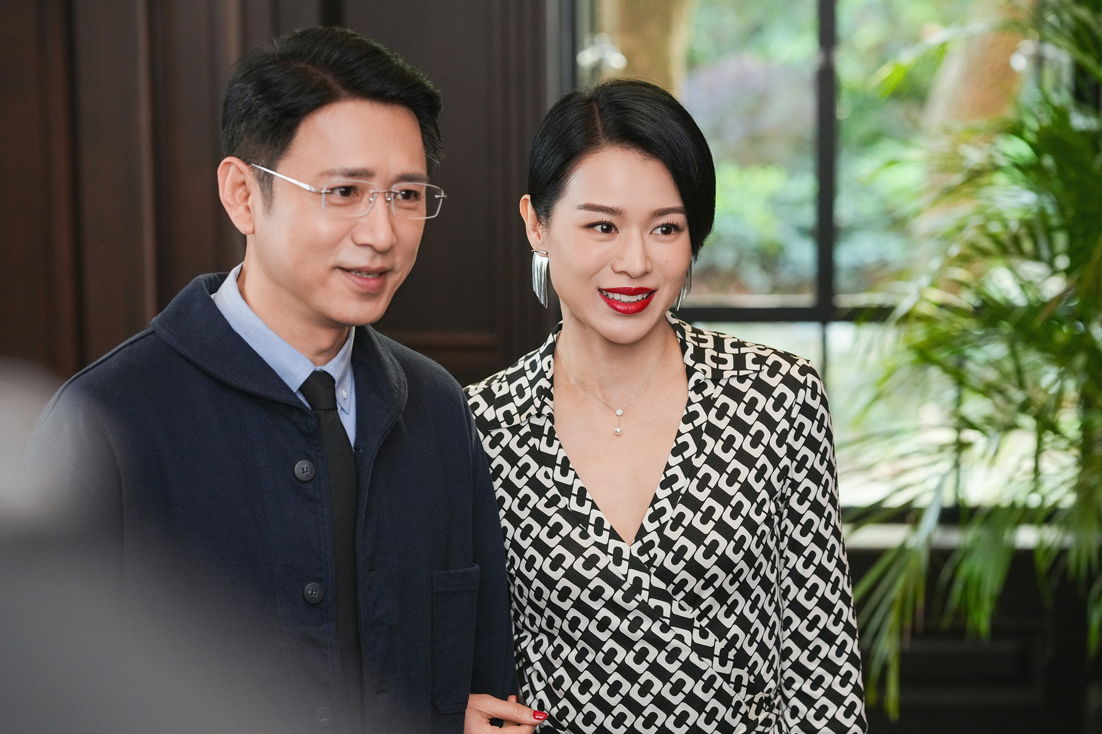 《蠻好的人生》胡杏兒（右）成為「渣男人夫」高鑫的最美小三。（圖／愛爾達電視提供）
