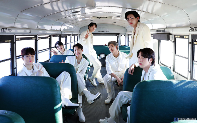 BTS全完服役完畢。（圖／翻攝自FB）