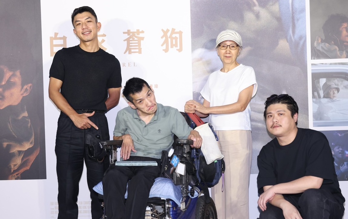 萬洛（左起）、郭書瑋、陸弈靜一同出席首映 。（圖／記者王人傑攝）