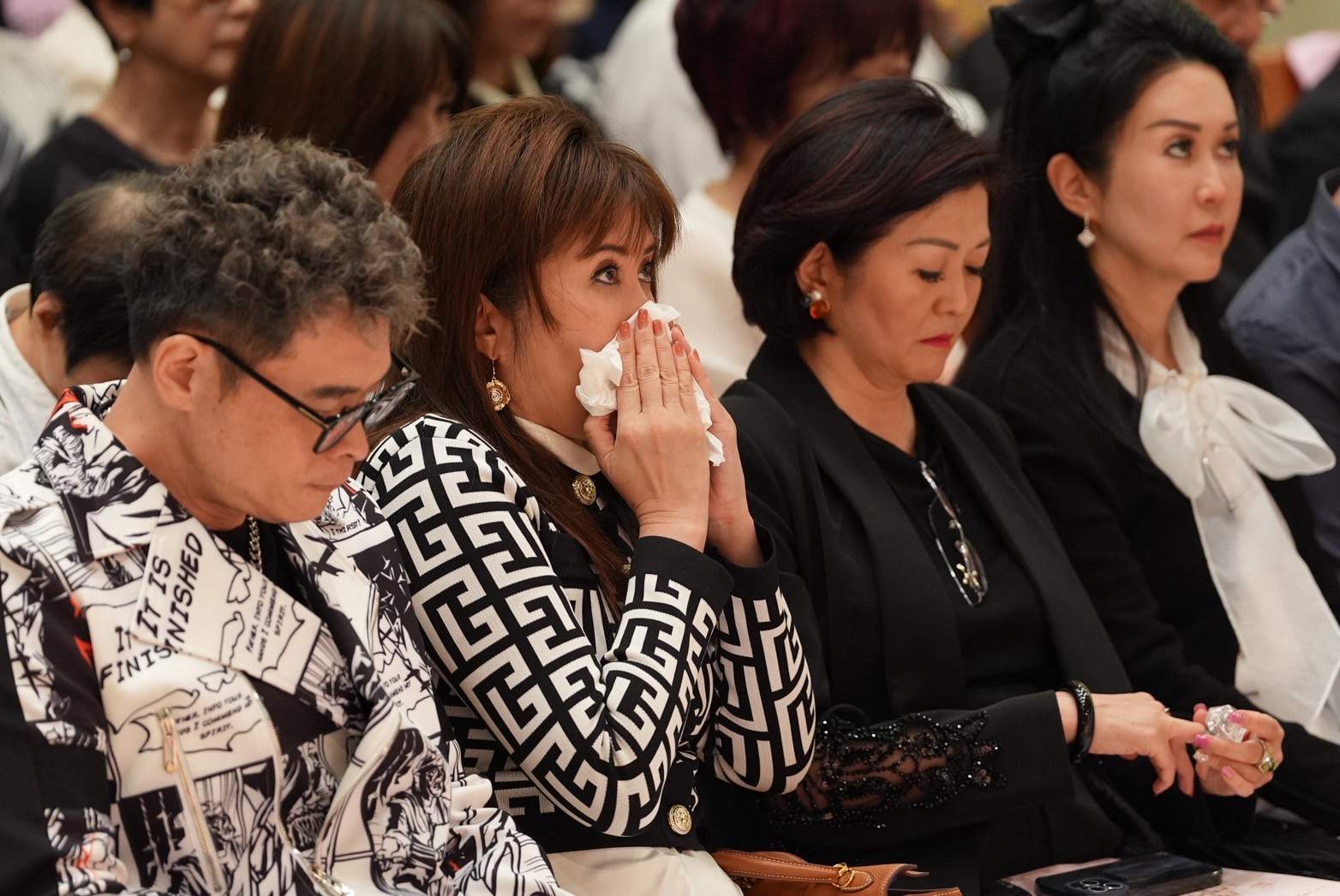 林沖的義子（左起）與外甥女們。（圖／記者陳明中攝）