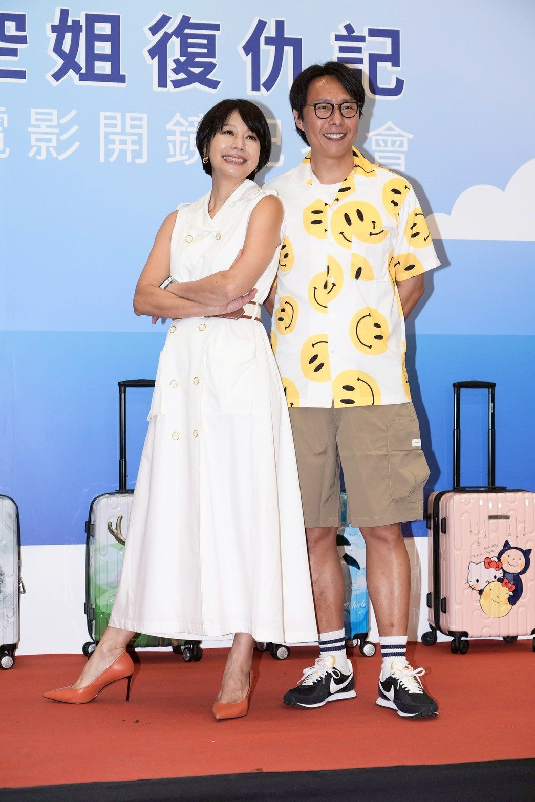 丁寧（左）和張啟樂現身開鏡儀式。（圖／記者許方正攝）