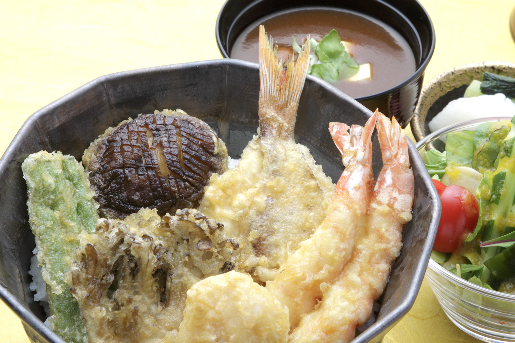 銀座天國天丼。（圖／大倉久和提供）