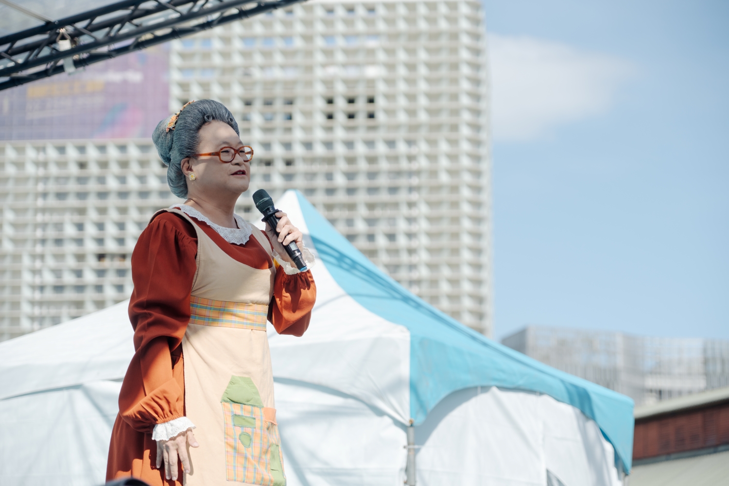 人氣天后「水果奶奶」昨出席第二屆「口袋影展」，掀起全場歡呼。（圖／小公視提供）